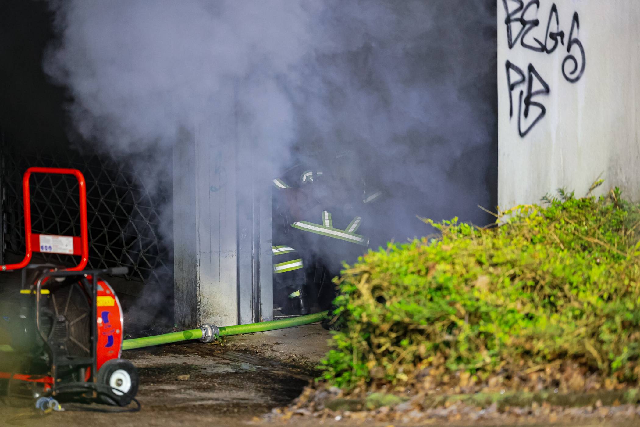  Die Einsatzkräfte löschten den Brand schnell. 
