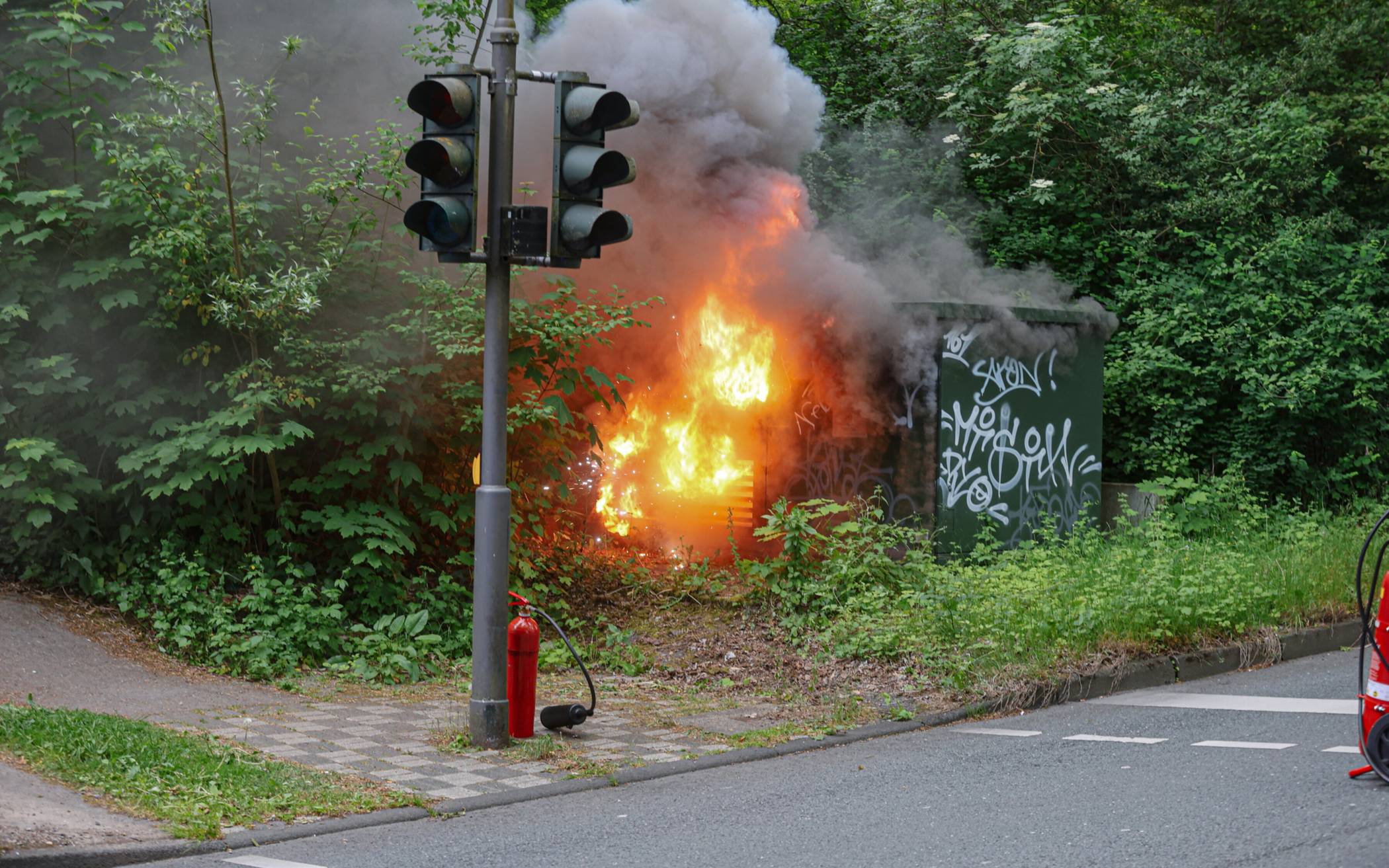 Mai Am 18. Mai 2025 kam es an der Oberen Lichtenplatzer Straße in Wuppertal zu einem...