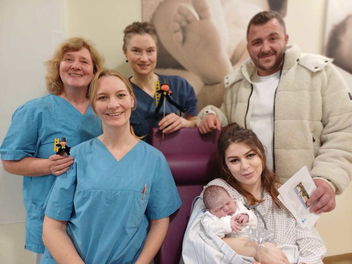 Neujahrsbaby Elva erblickte um 7:51 Uhr das Licht der Welt