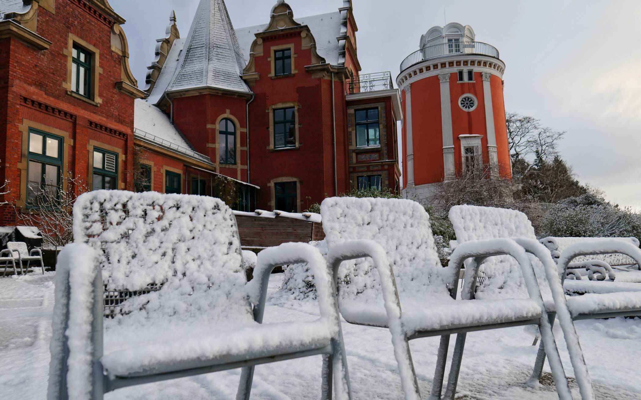 Die winterliche Hardt mit der Villa