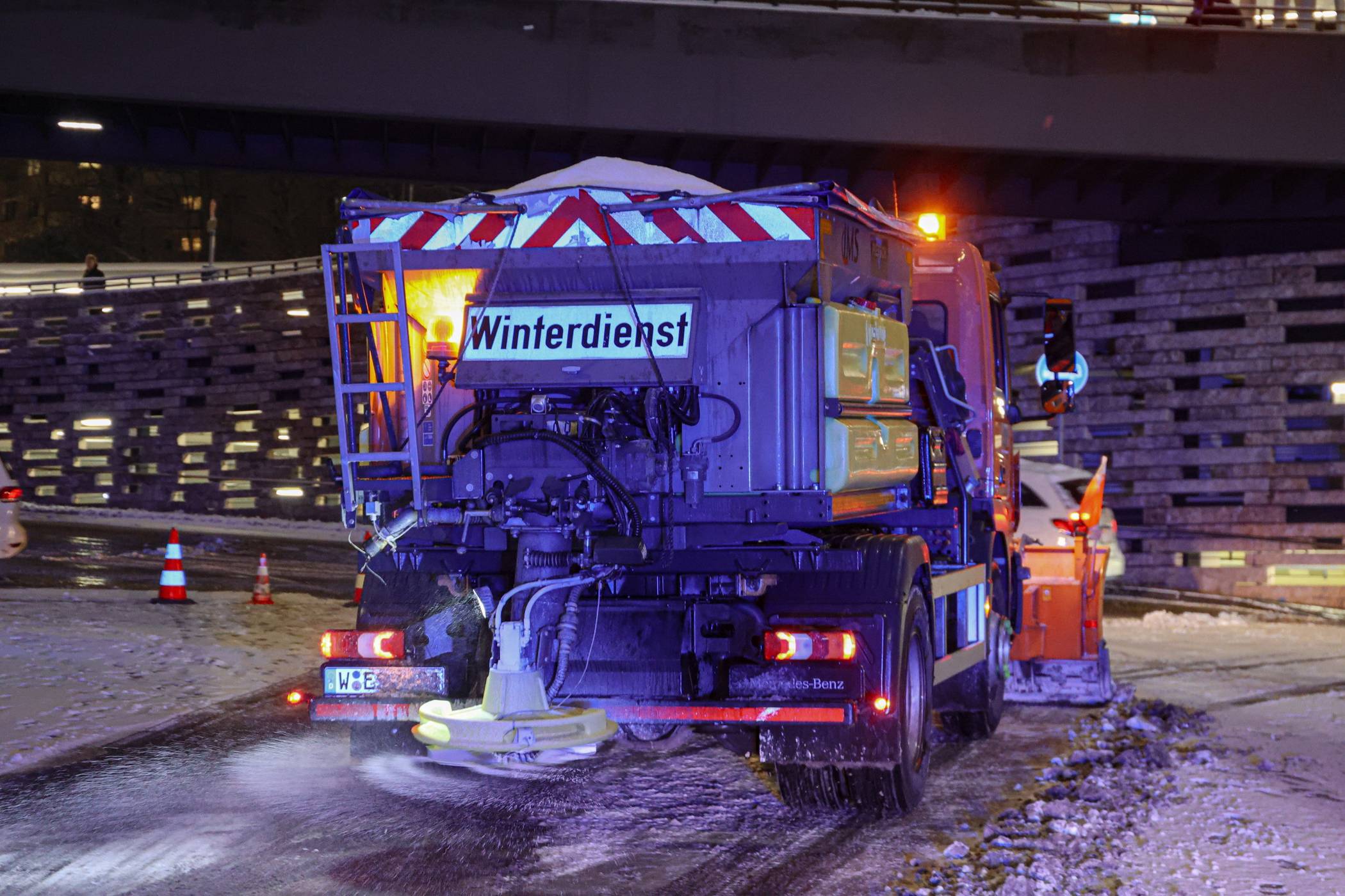  Streufahrzeug am Döppersberg (Archivbild). 