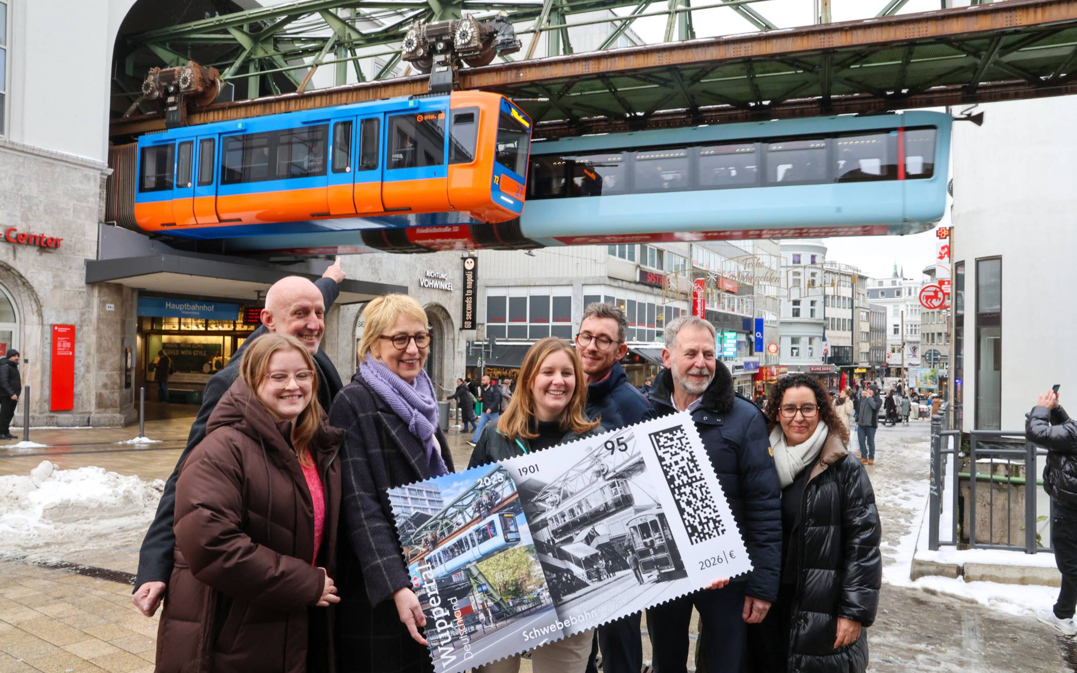 Das Gruppenfoto mit der „alten“ und