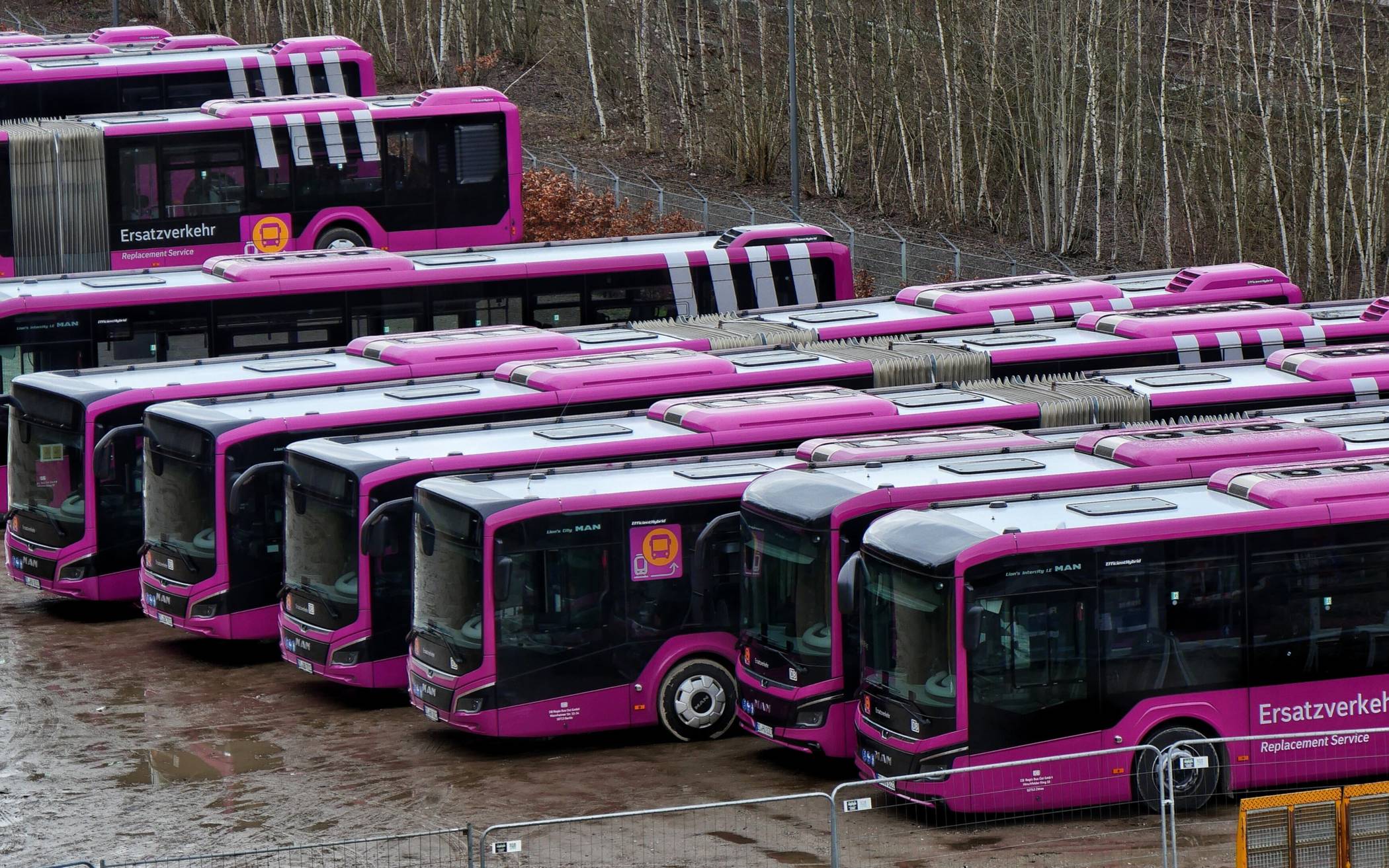 Das DB-Ersatzverkehr-Depot im Industriegebiet Vohwinkel.