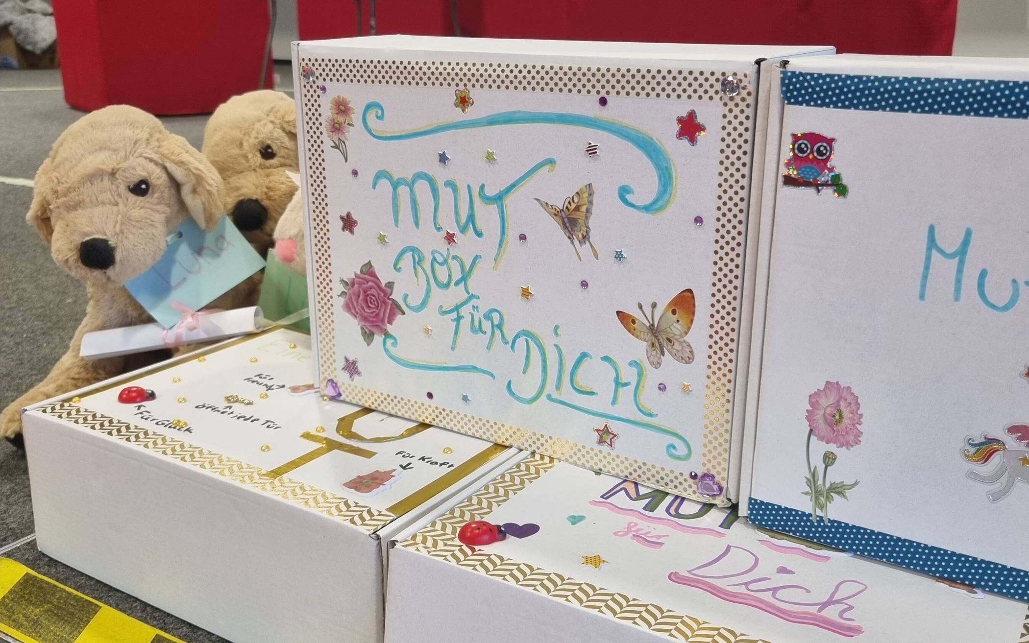  Die Boxen wurden mit vielLiebe gestaltet. 