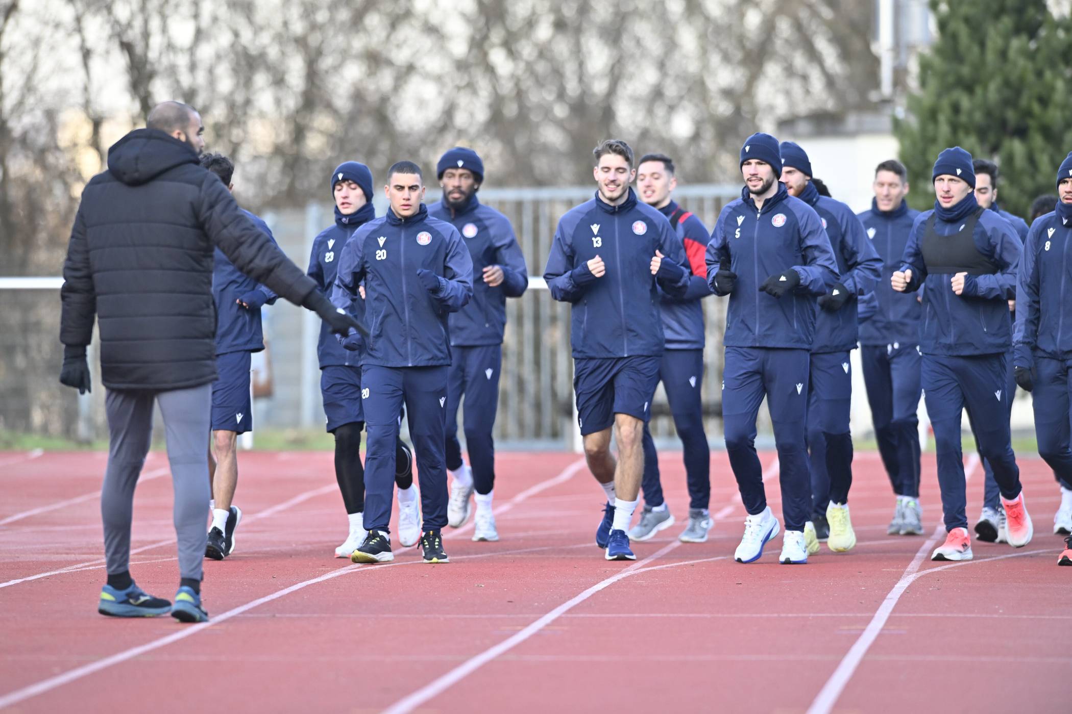  Der WSV bereitet sich auf das Spiel gegen Velbert vor. 