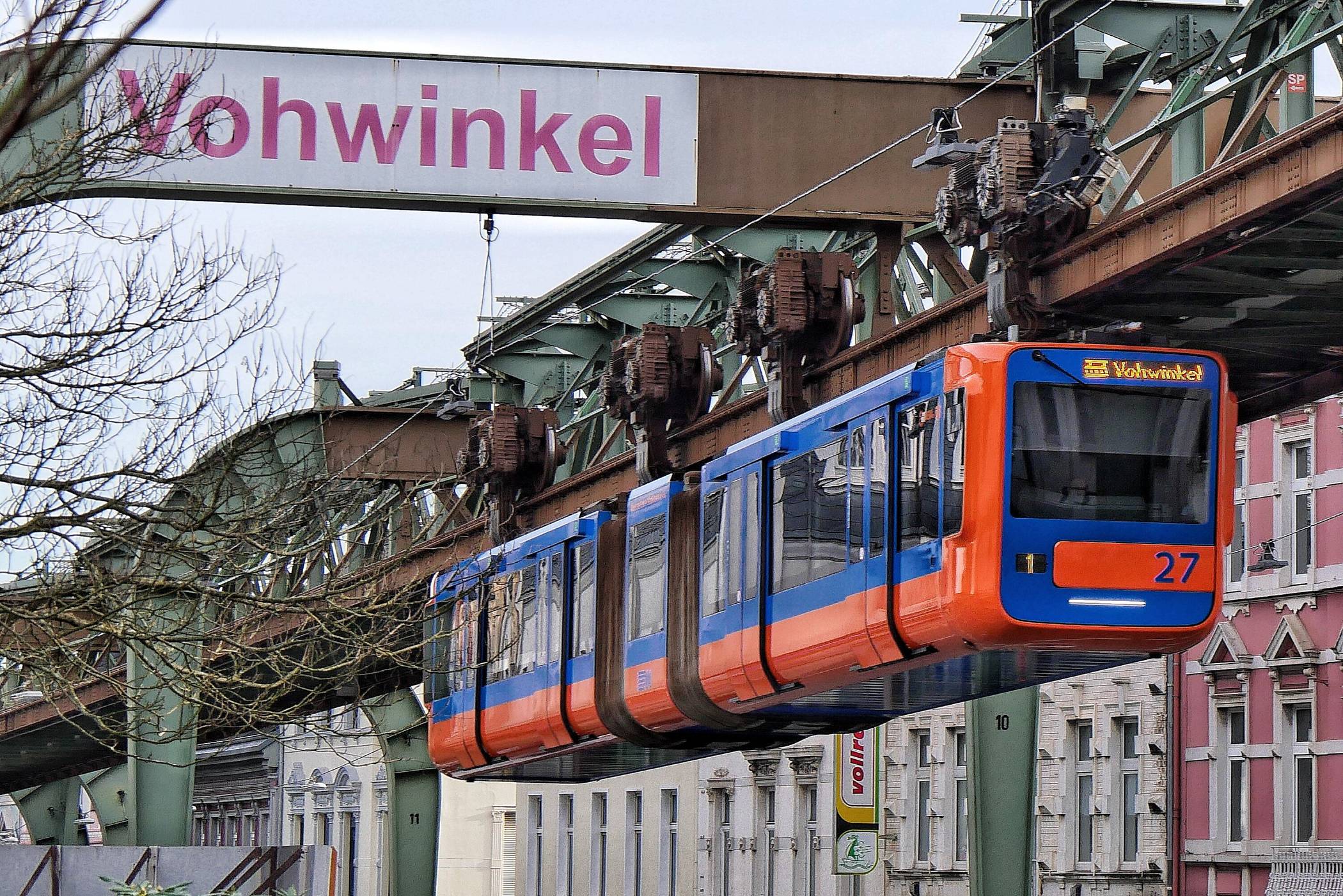 Die Retro-Schwebebahn in Vohwinkel.