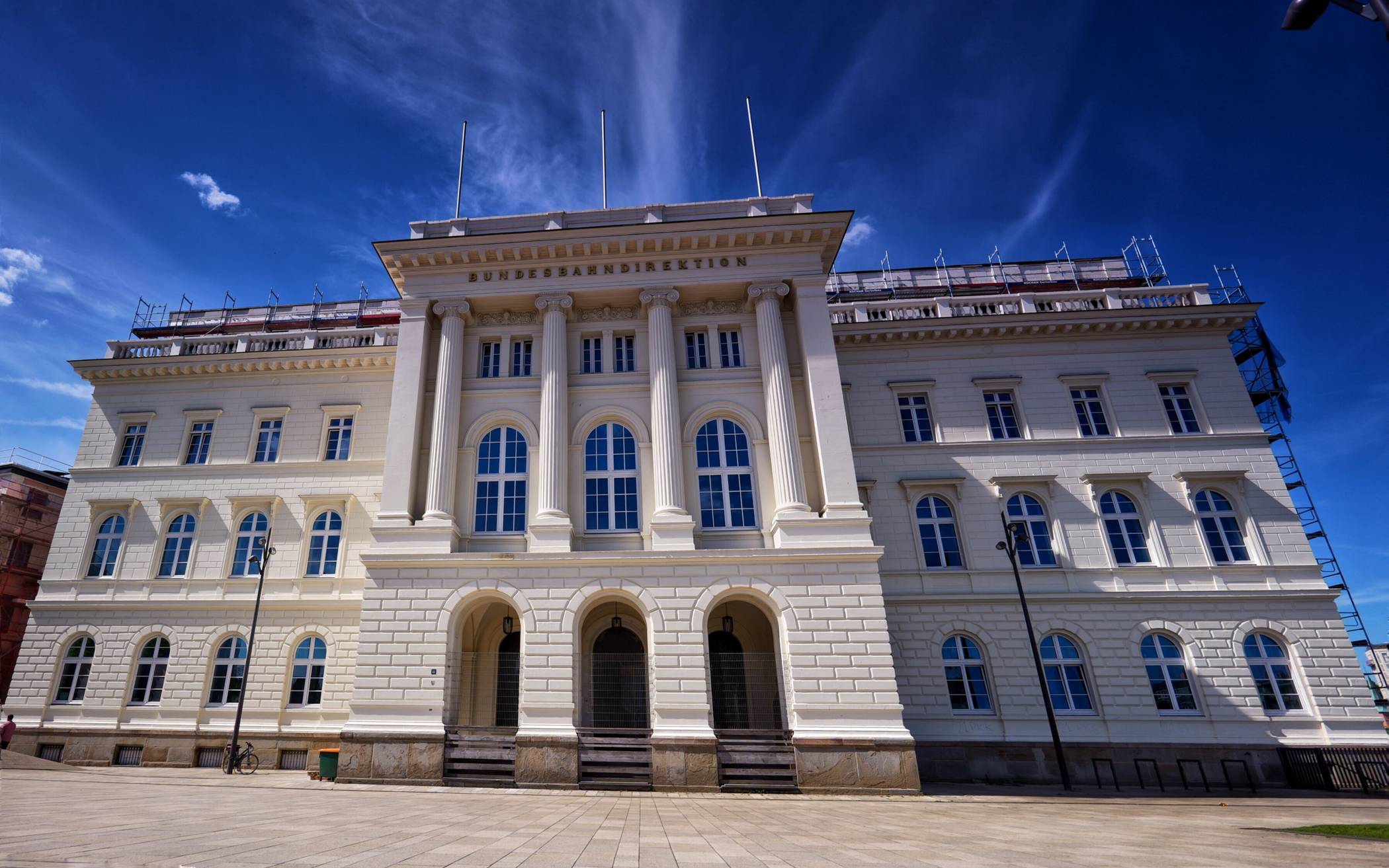 Das imposante Gebäude am Döppersberg.