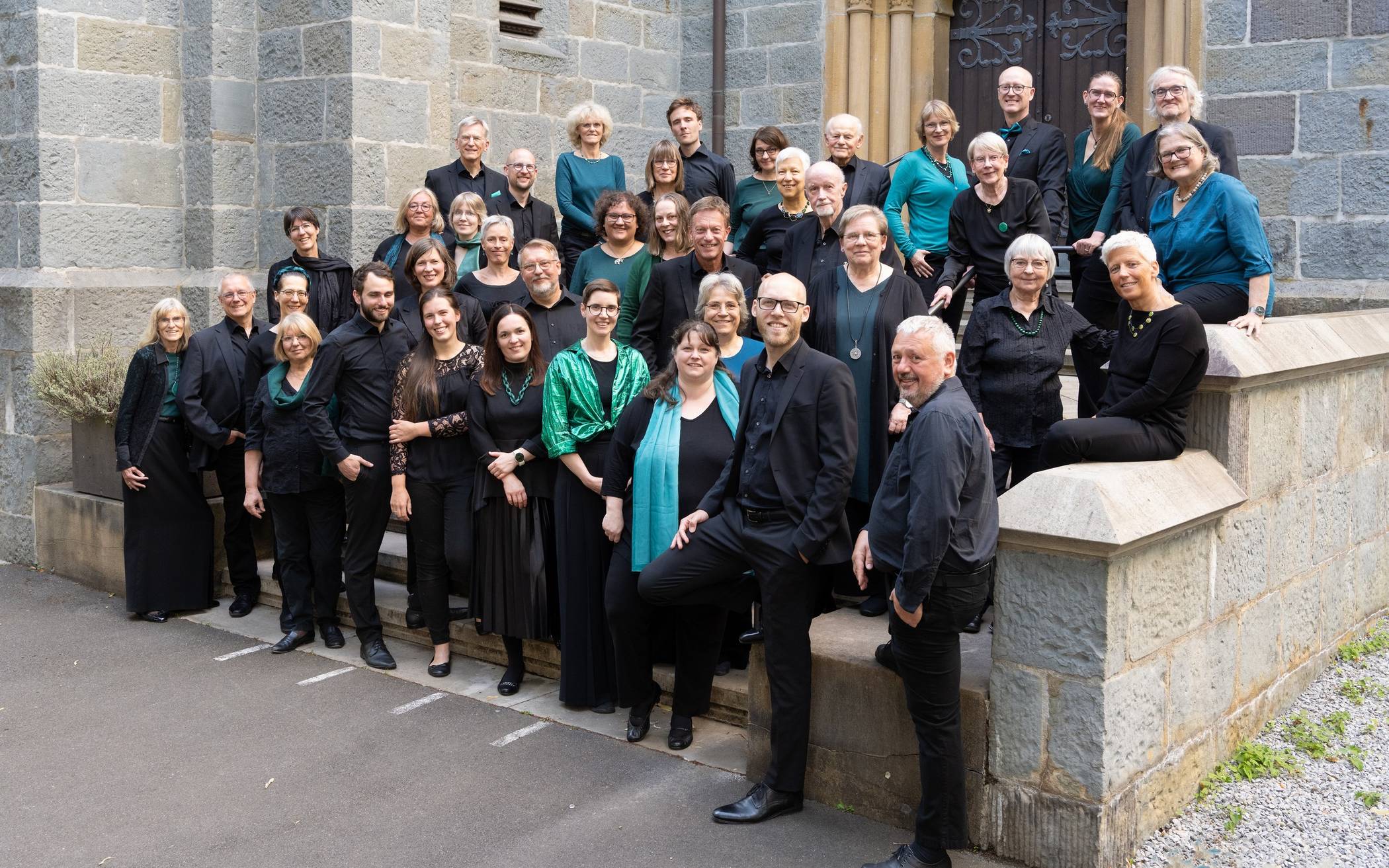 Die Kantorei Barmen-Gemarke mit ihrem Leiter