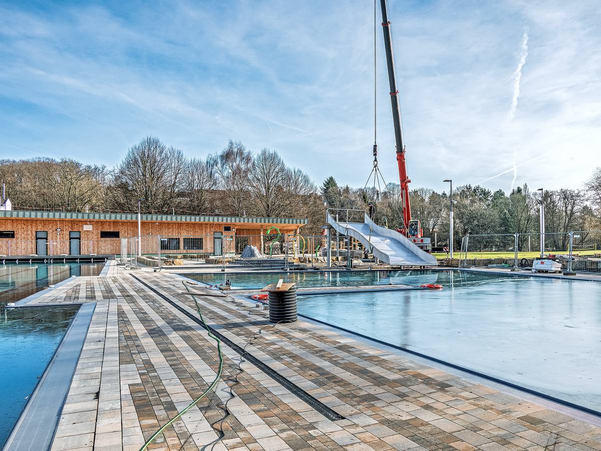 Wellenrutsche für das Freibad
