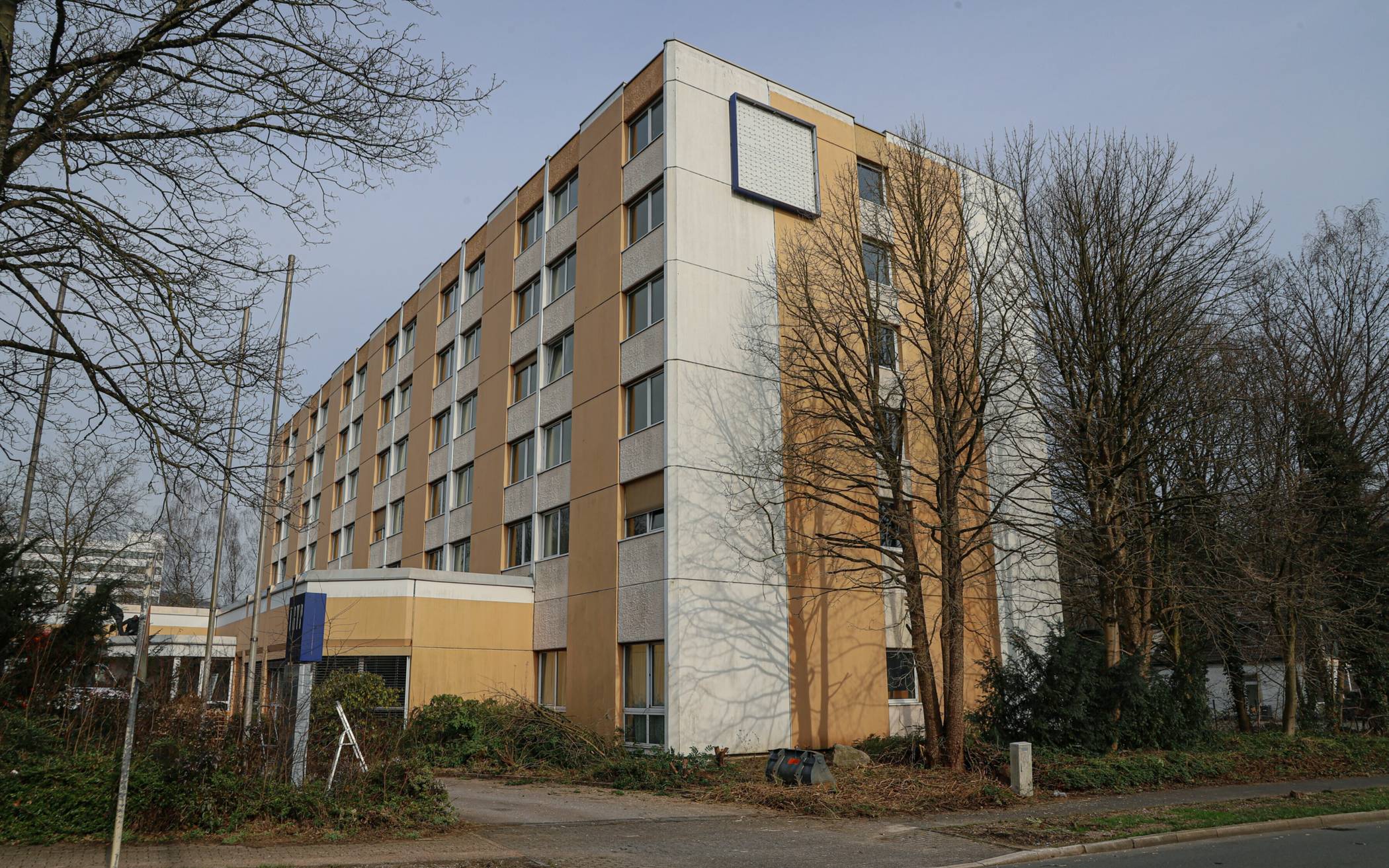 Das ehemalige Novotel bzw. Tryp-Hotel dient
