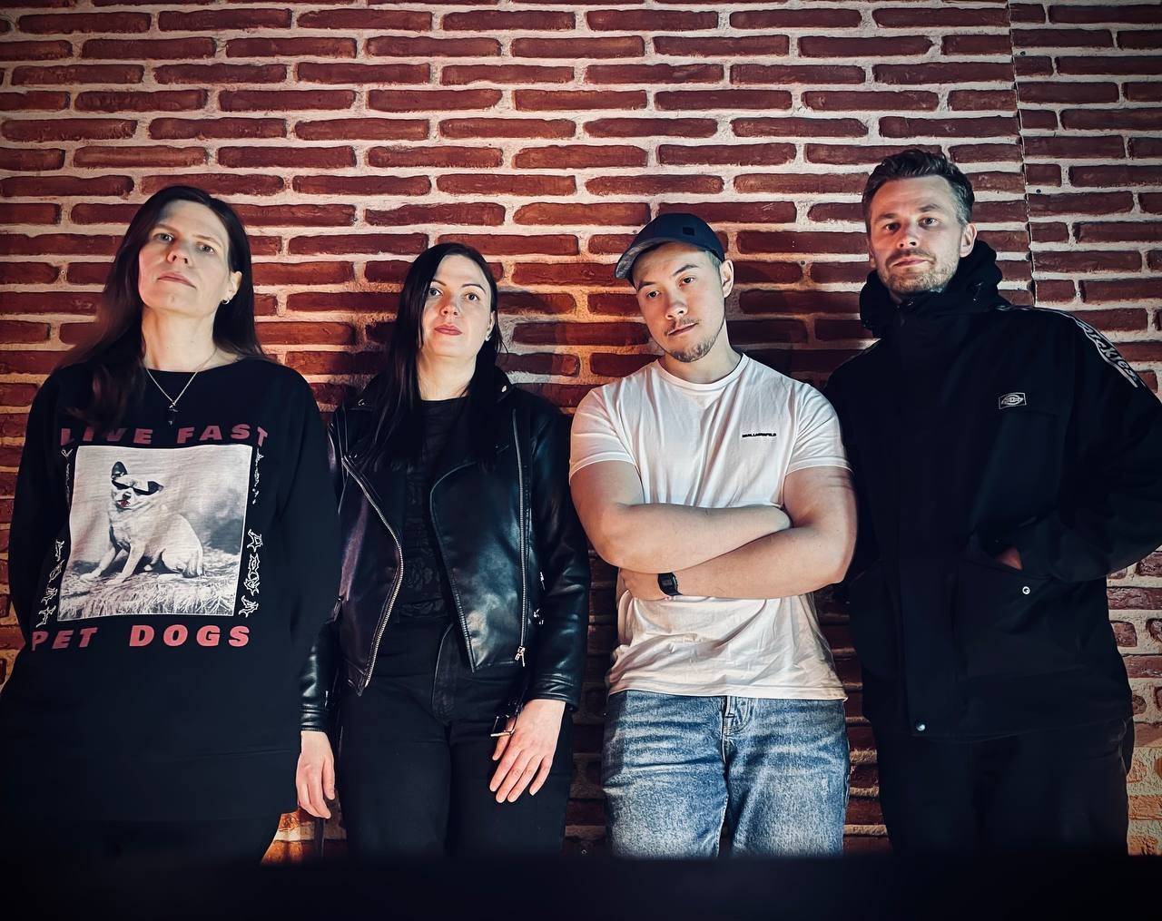  Die Shoegaze- und Dream-Pop-Band "Mumrunner" aus Finnland.  