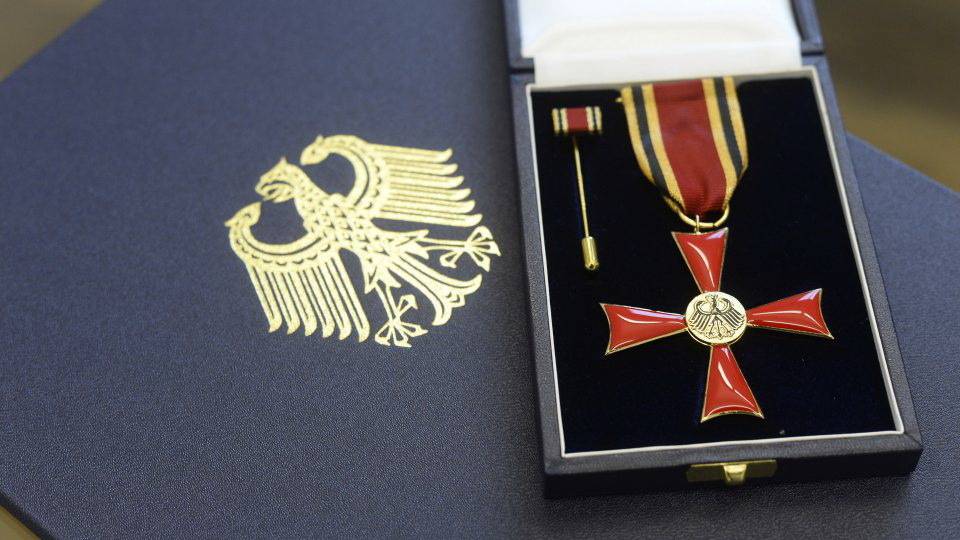  Das Bundesverdienstkreuz. 