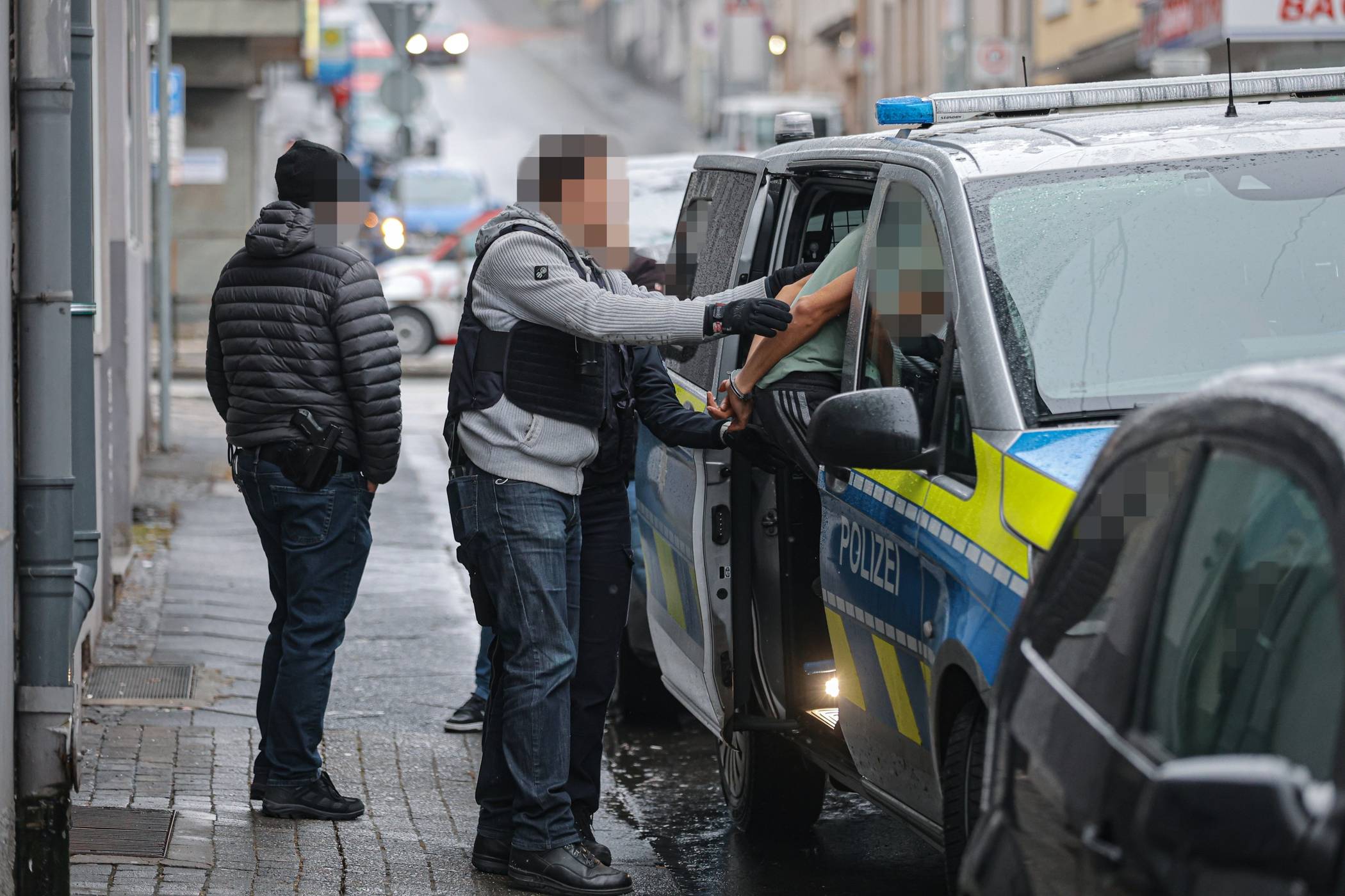 EIne der vier Festnahmen.