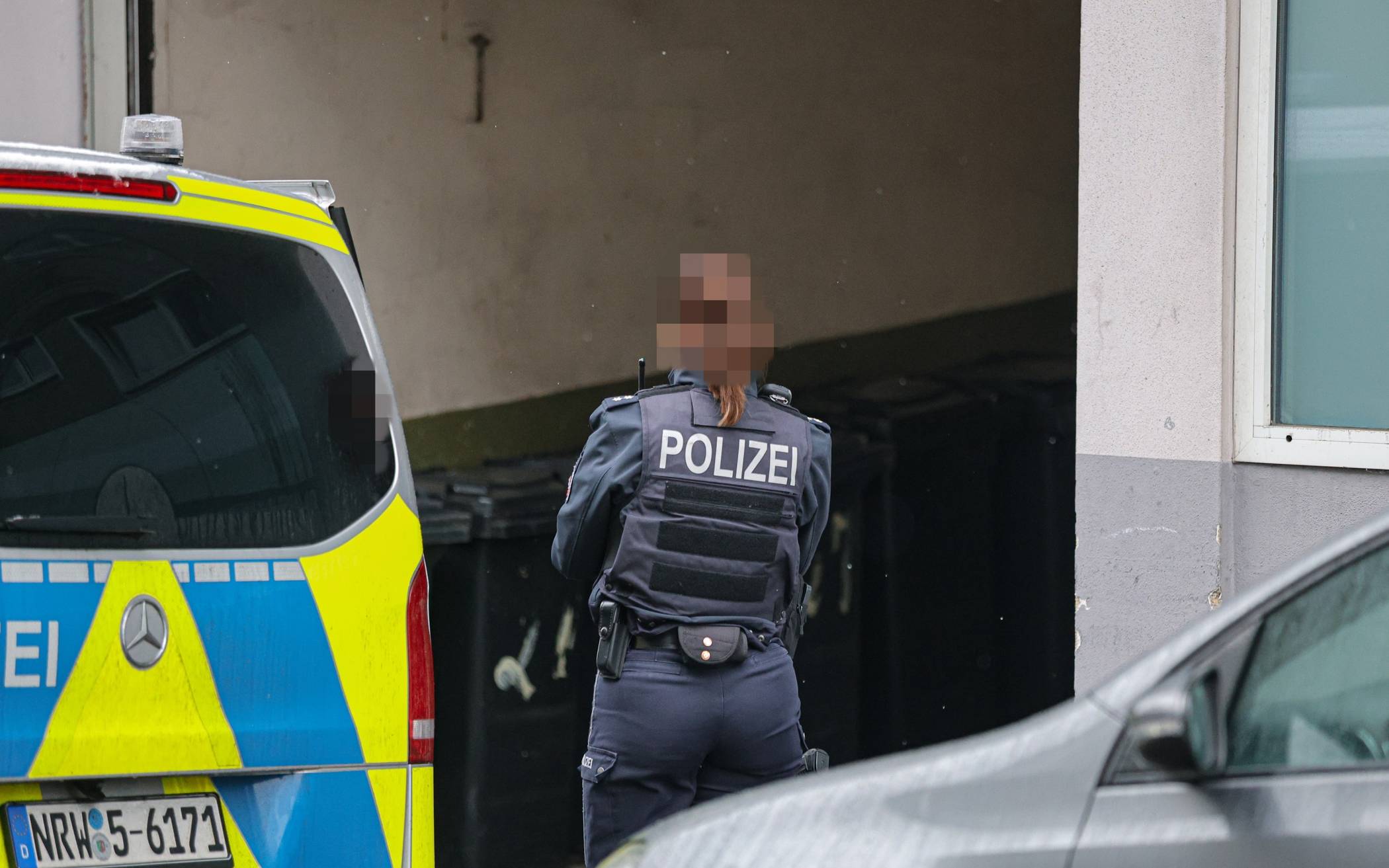 Bilder: Festnahmen in Wuppertal-Heckinghausen