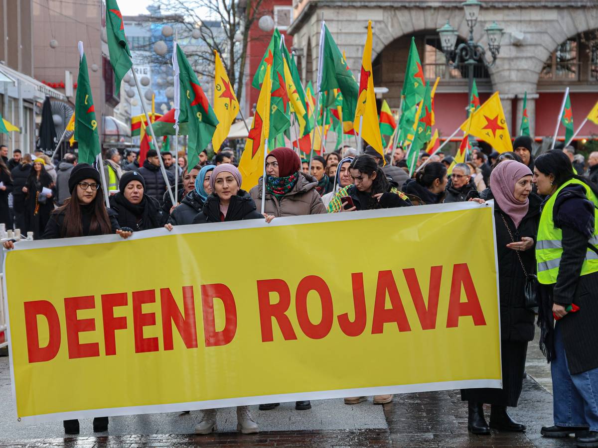 Kurdische Demo zieht durch die Barmer City