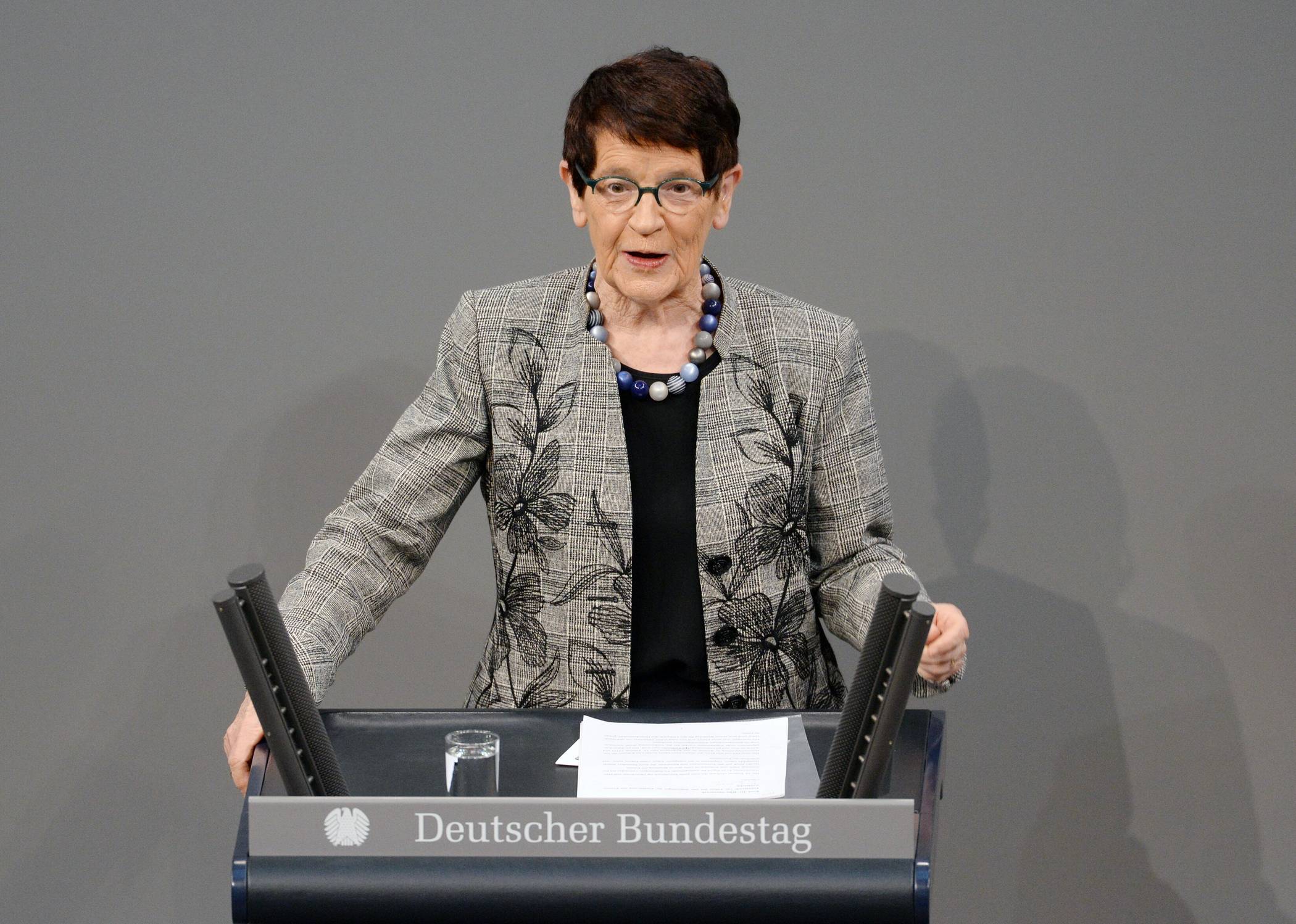  Prof. Dr. ita Süßmuth im Januar 2019 bei einer Feierstunde im Deutschen Bundestag zu zu 100 Jahren Frauenwahlrecht. 