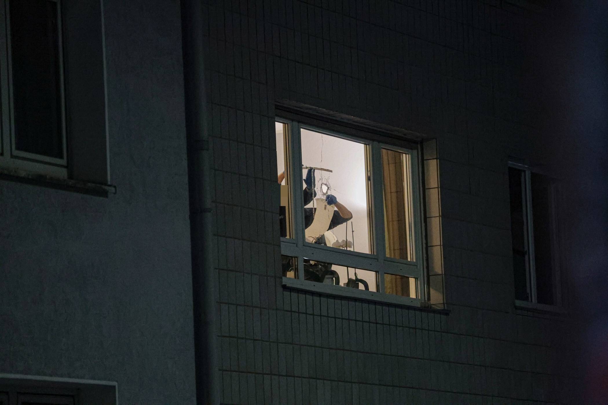  Auch am Fenster wurden die Spuren gesichert. 