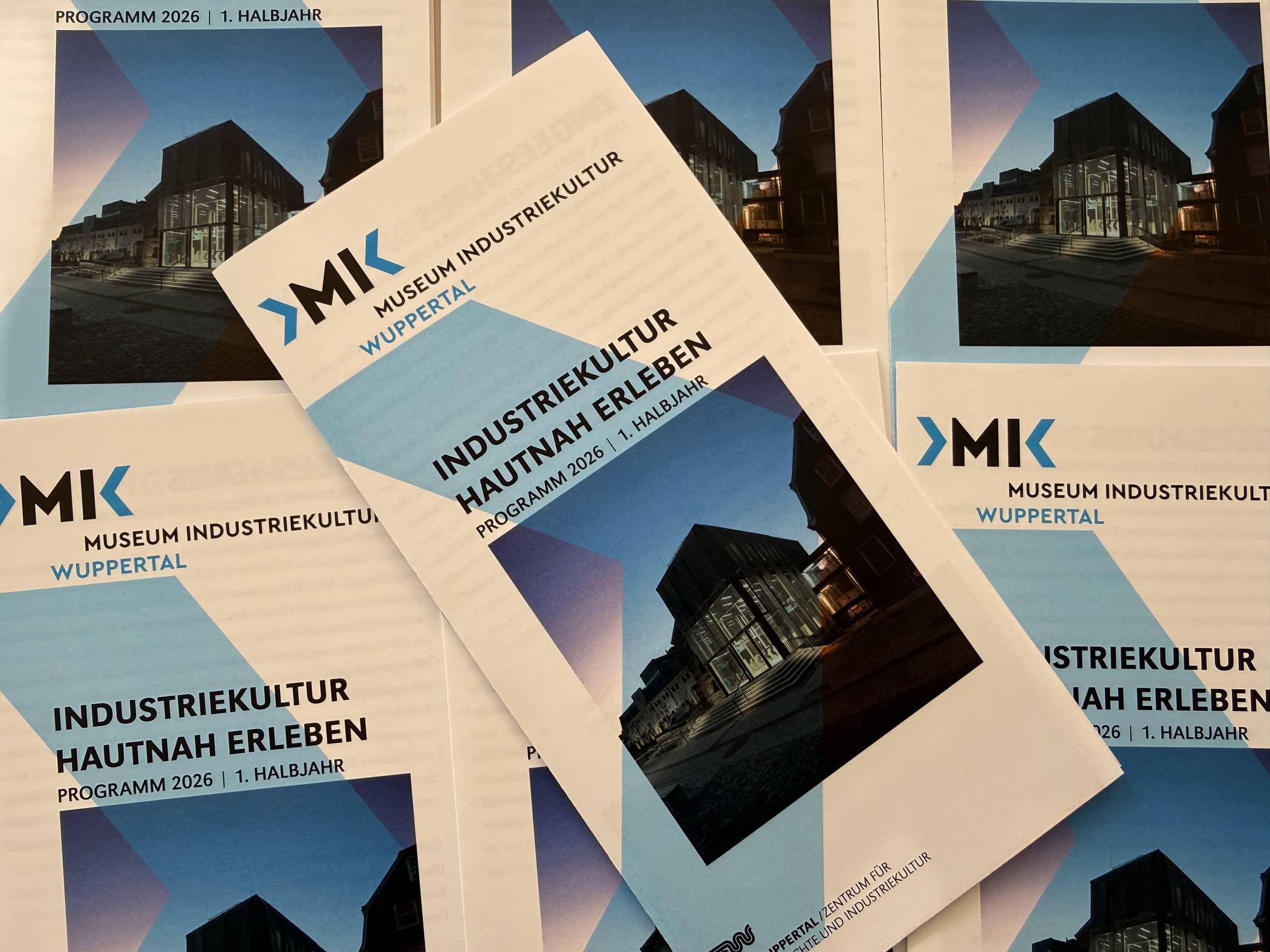 Das soeben erschienene Programmheft.