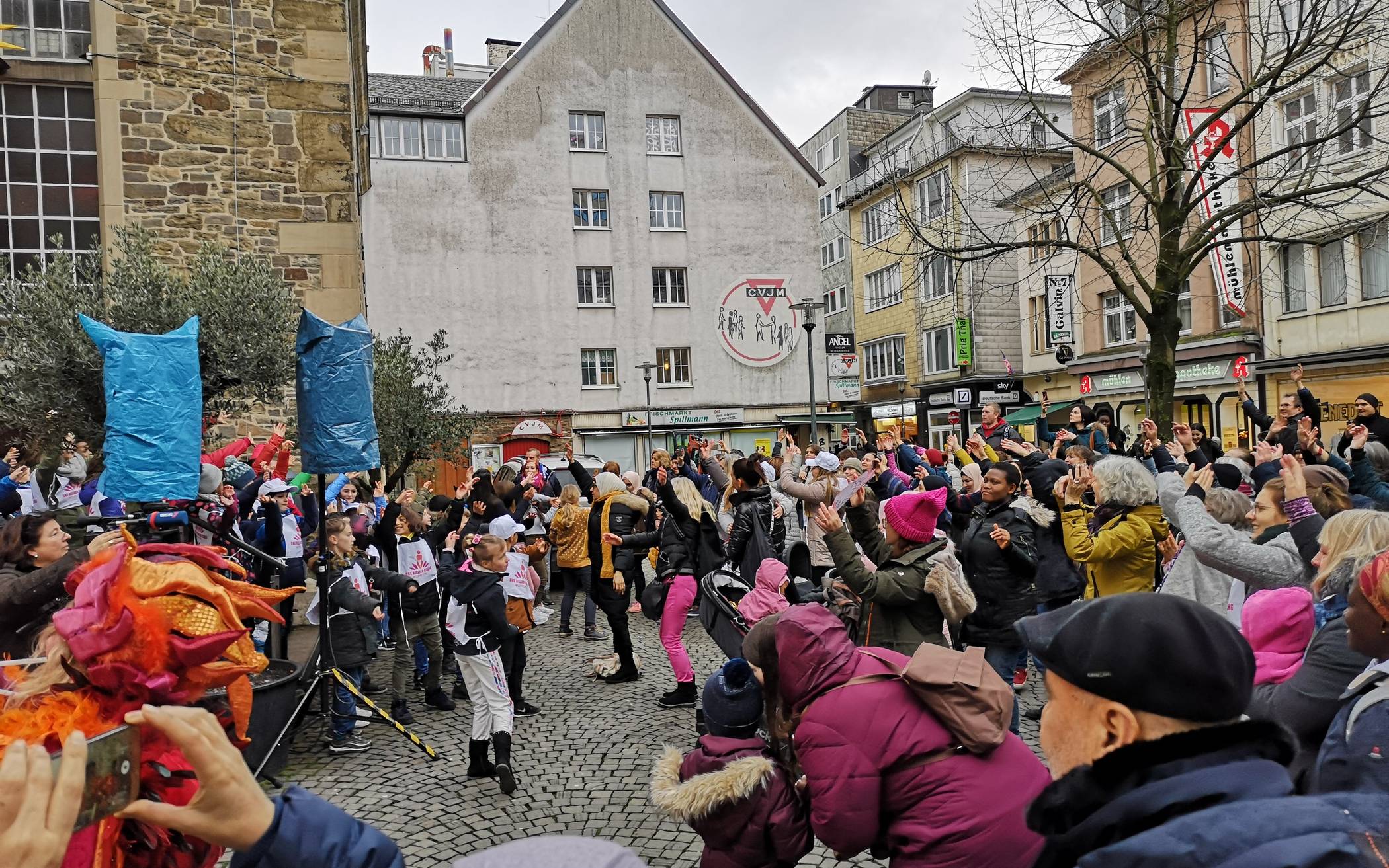 „One Billion Rising“ gegen Gewalt an Frauen und Mädchen