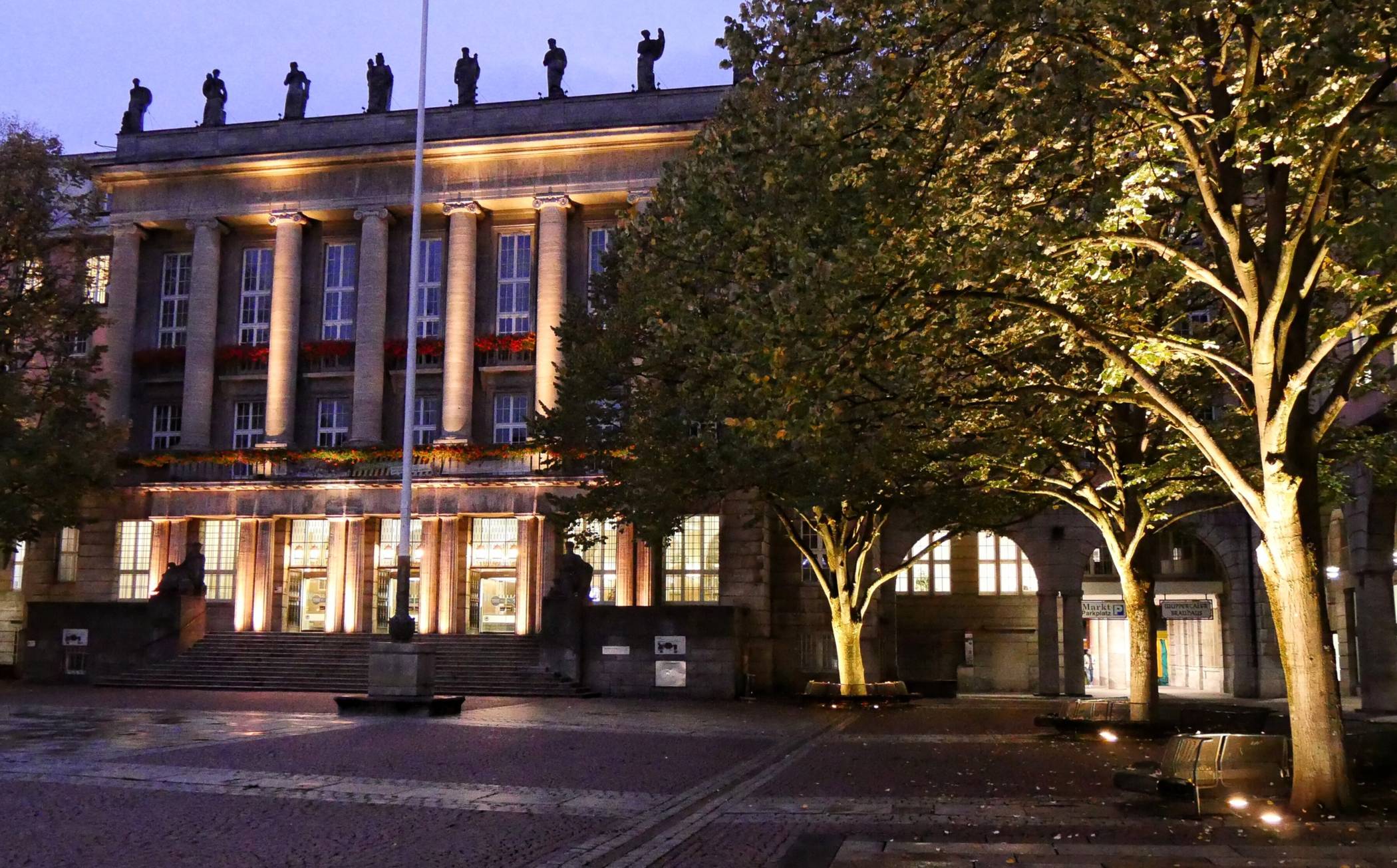 Die Linden müssen verschwinden.