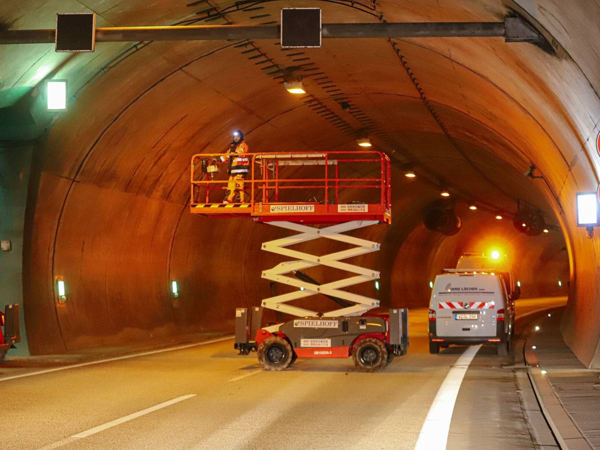 Zeitweise Spursperrungen im Burgholztunnel