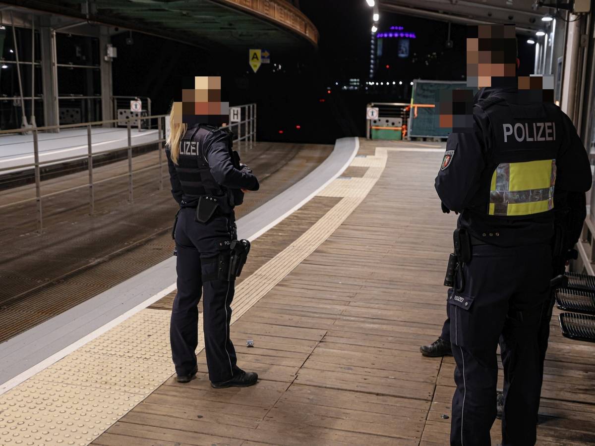 Polizei-Einsatz am Wupperfeld
