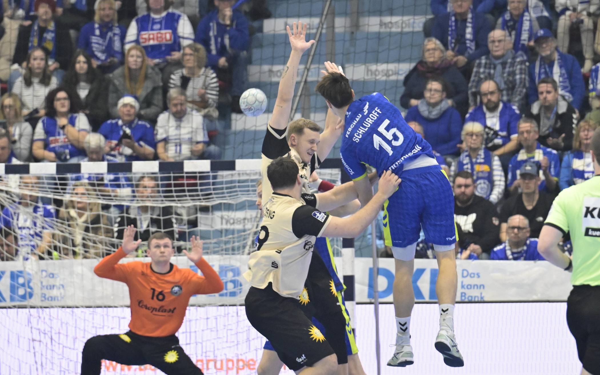 Lukas Diedrich im Auswärtsspiel in Gummersbach.