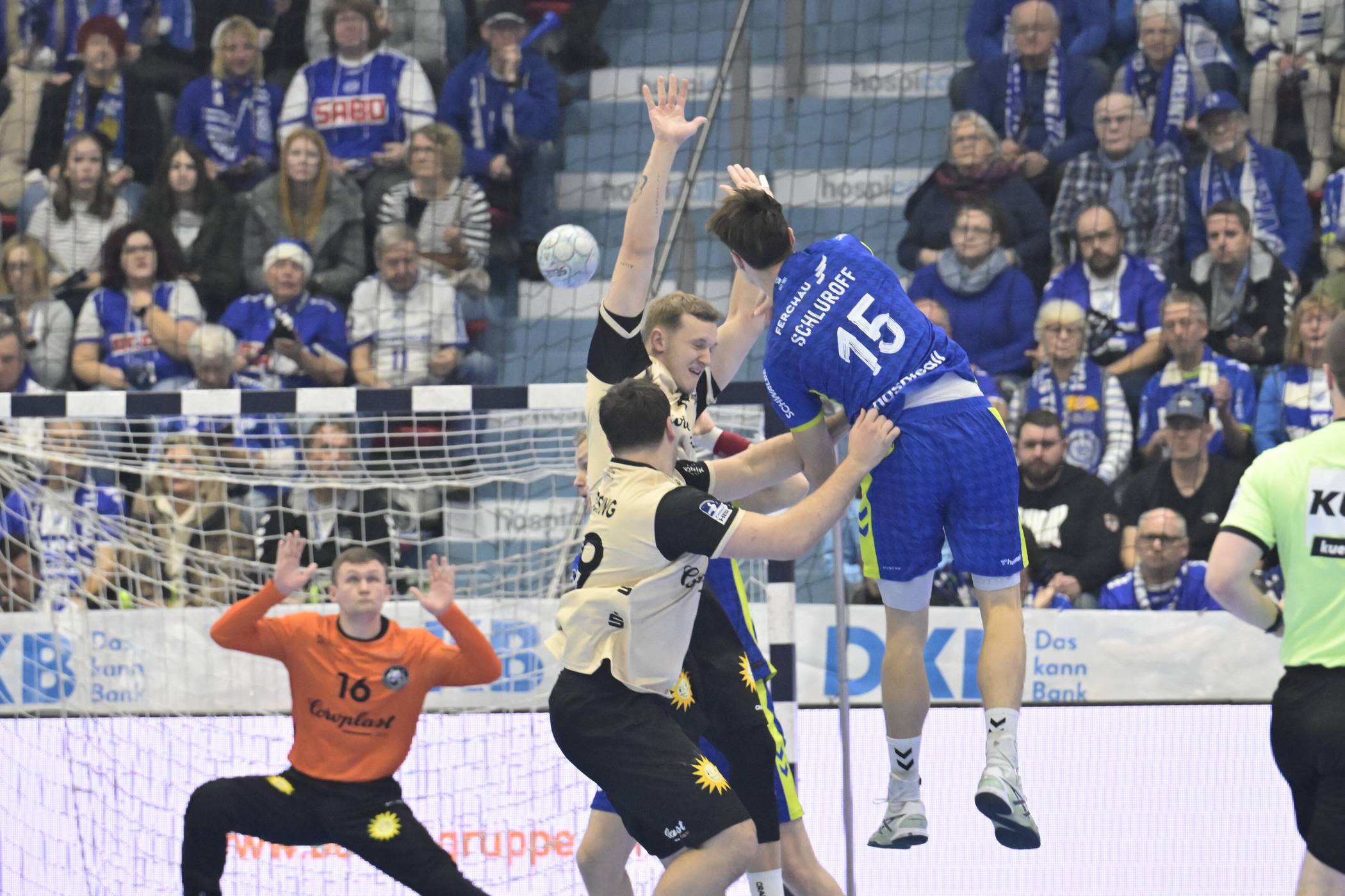 Lukas Diedrich im Auswärtsspiel in Gummersbach.