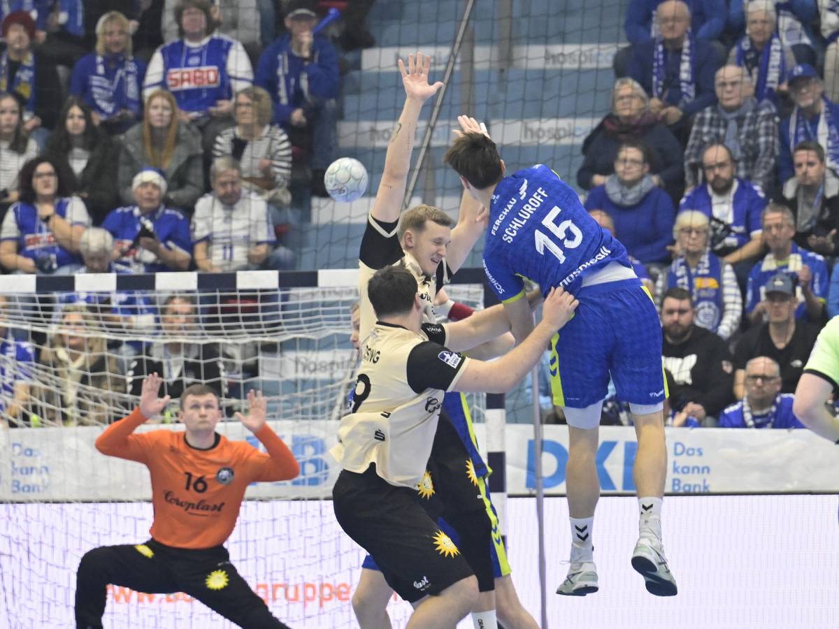 Keeper Lukas Diedrich zieht im Sommer das BHC-Trikot aus