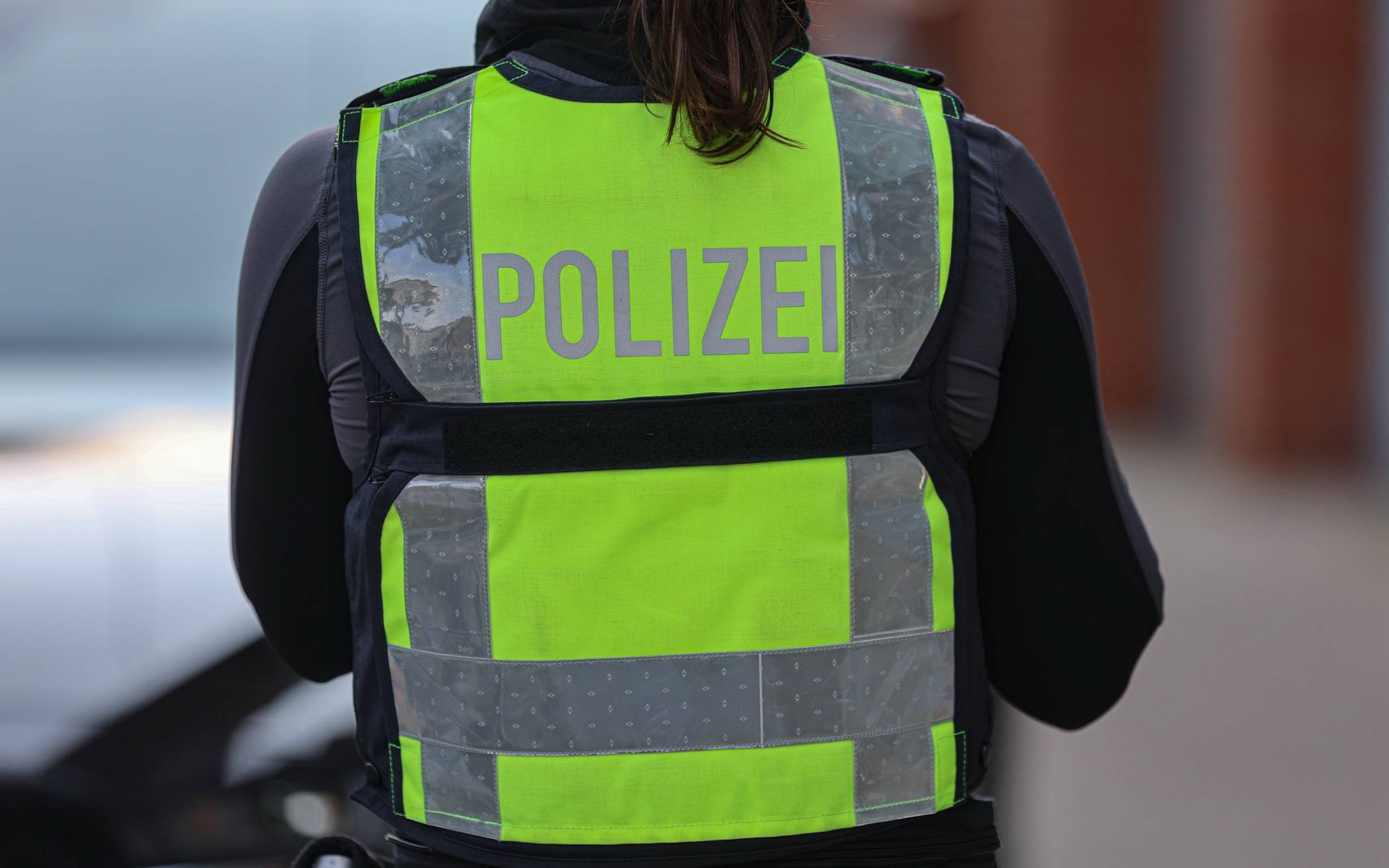 Flucht auf Kleinkraftrad vor der Polizei