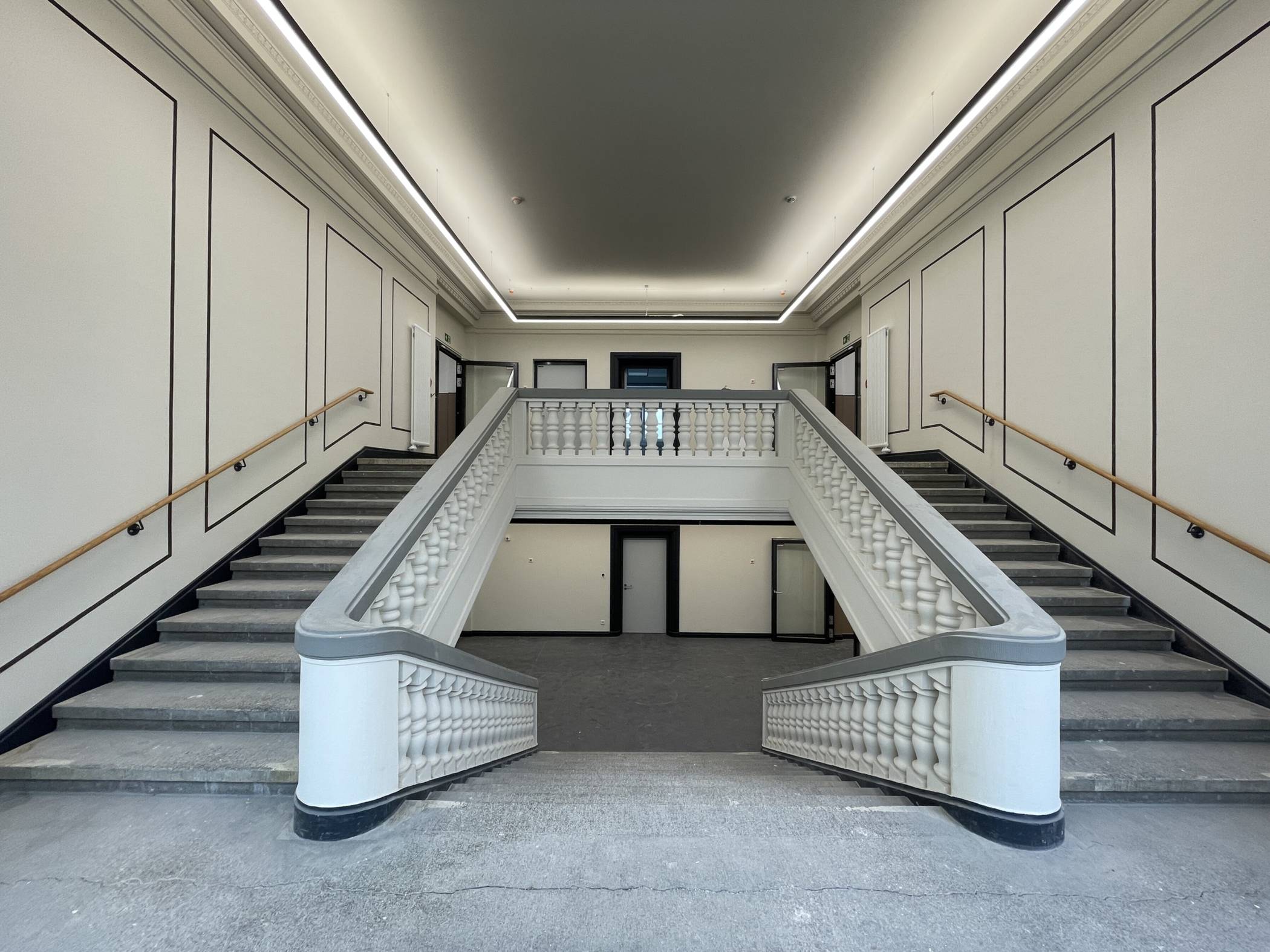  Das Innere der ehemaligen Bundesbahndirektion. 