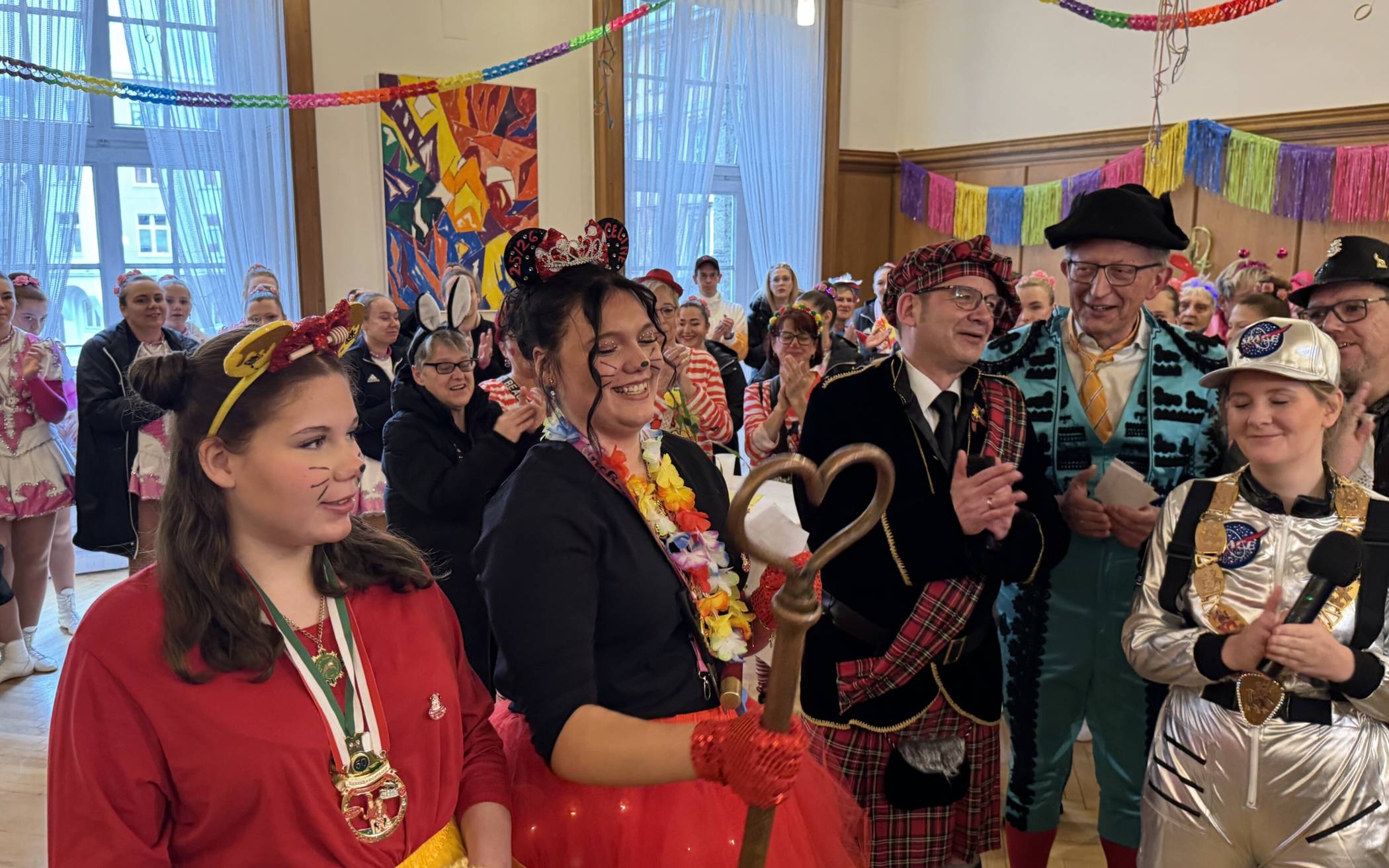 Der Rathausschlüssel ist nun in der