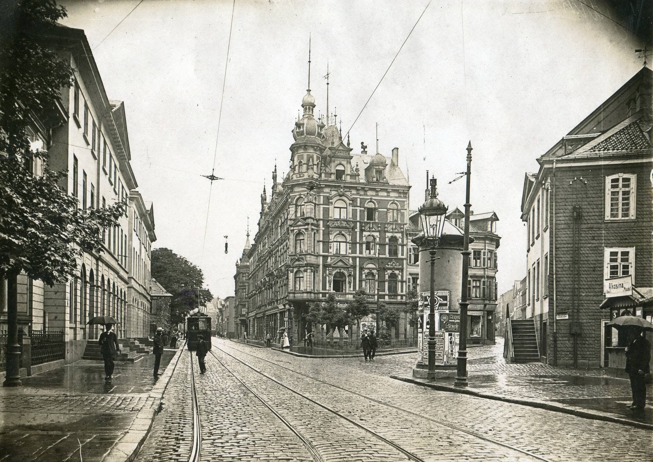 Da fuhr noch die Straßenbahn.