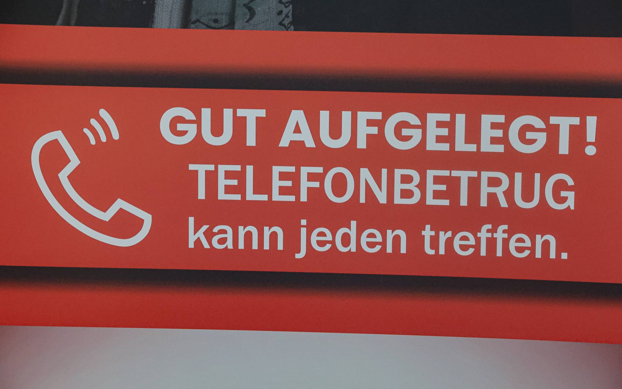 Bild der Kampagne gegen Telefonbetrug.