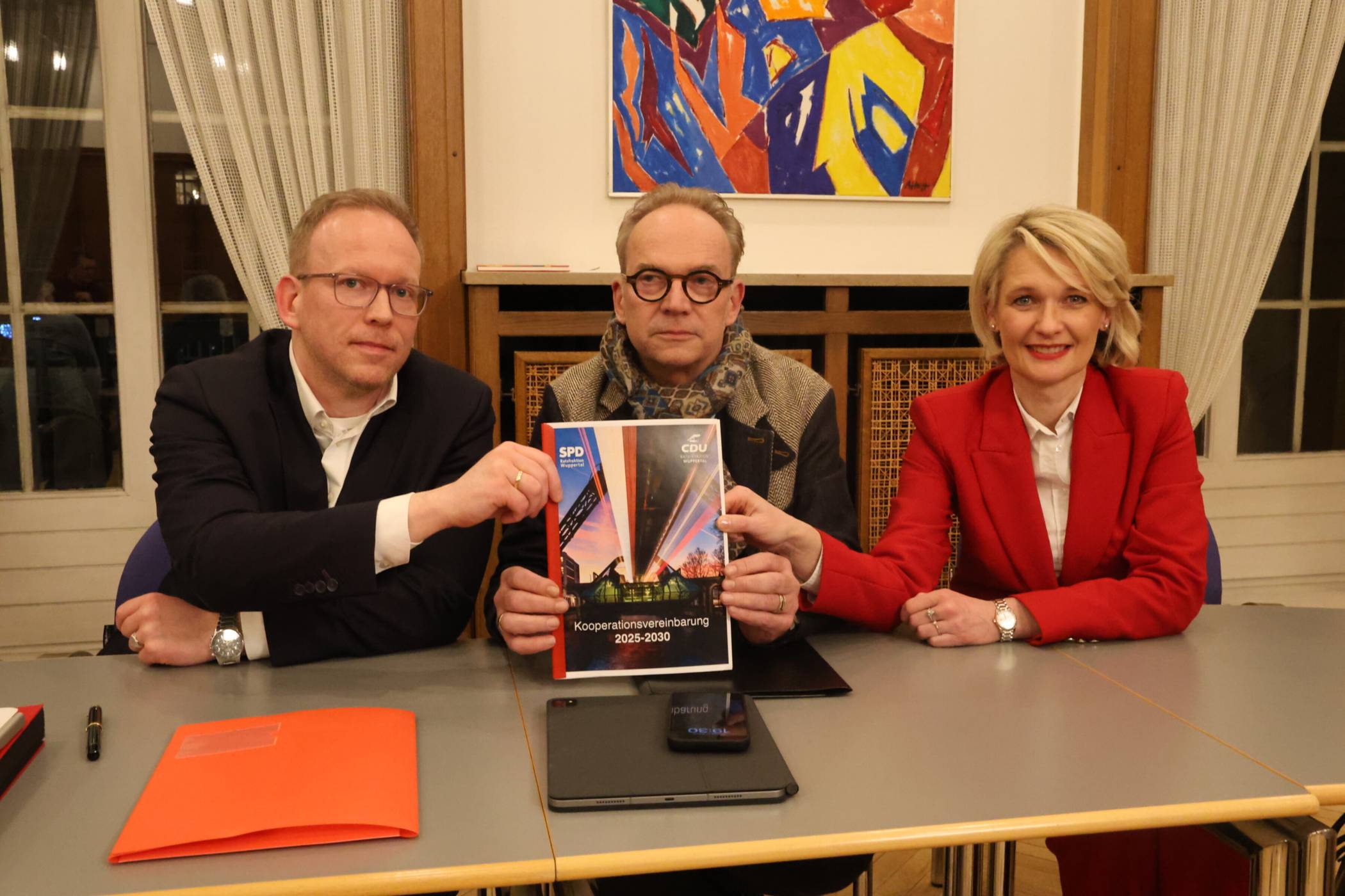 Von li.: die Fraktionsvorsitzenden Benjamin Thuenecke (SPD), Michael Wessel und Anja Vesper (beide CDU).