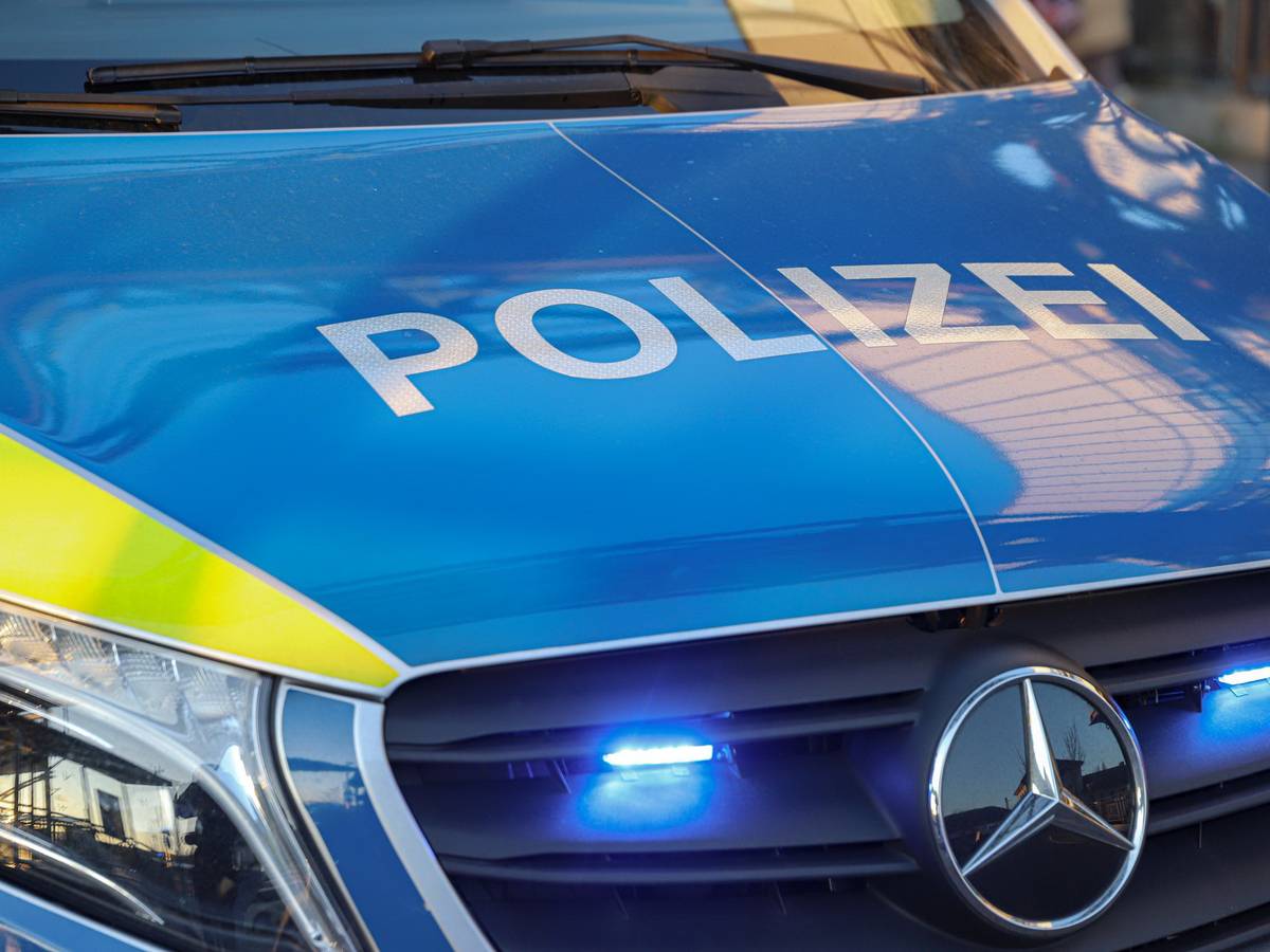 Fußgänger nach Unfall schwer verletzt