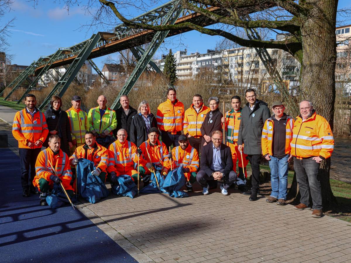 Wupperputz: Orga-Team besichtigt die Rosenau