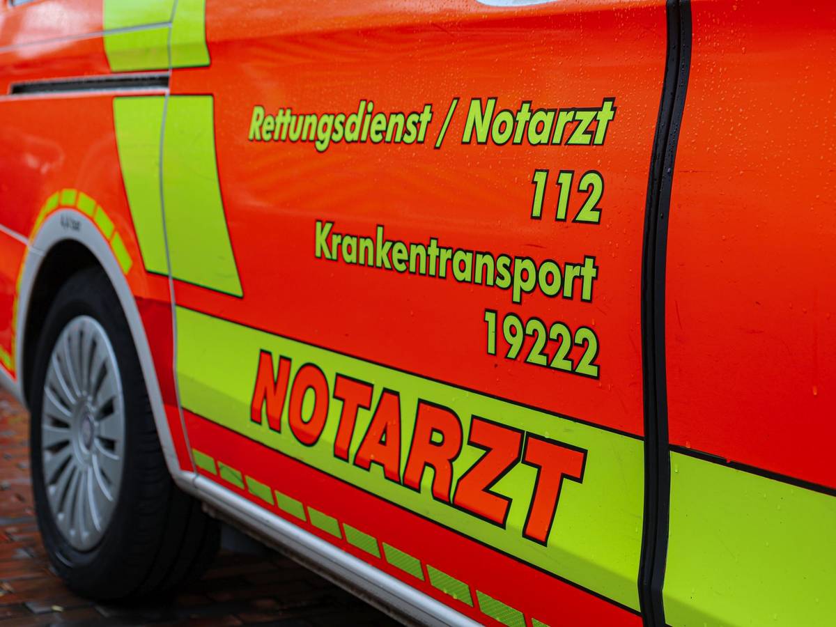 Angefahrener Mann lehnt ärztliche Versorgung ab