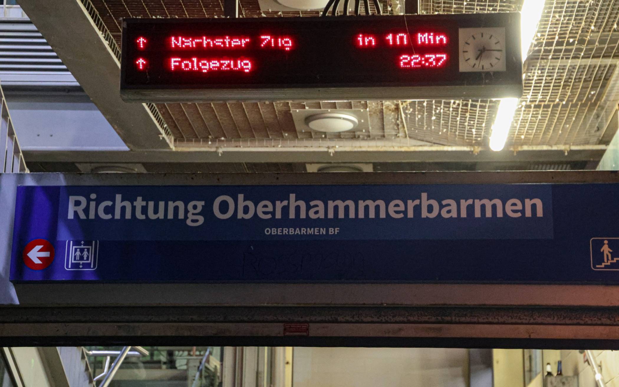 Impressionen: Auftakt zum Schwebebahn-Jubiläum