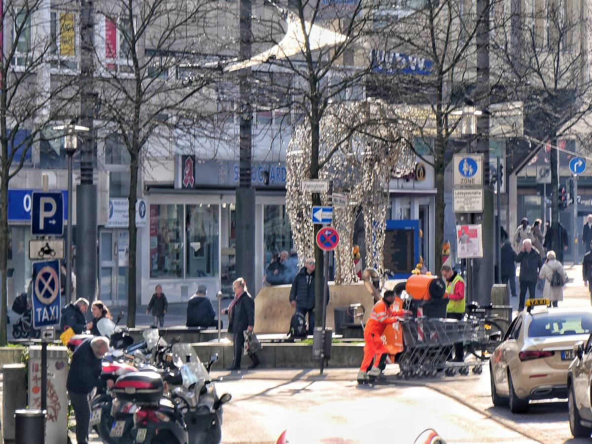 Bilder: Rundgang durch die Barmer City
