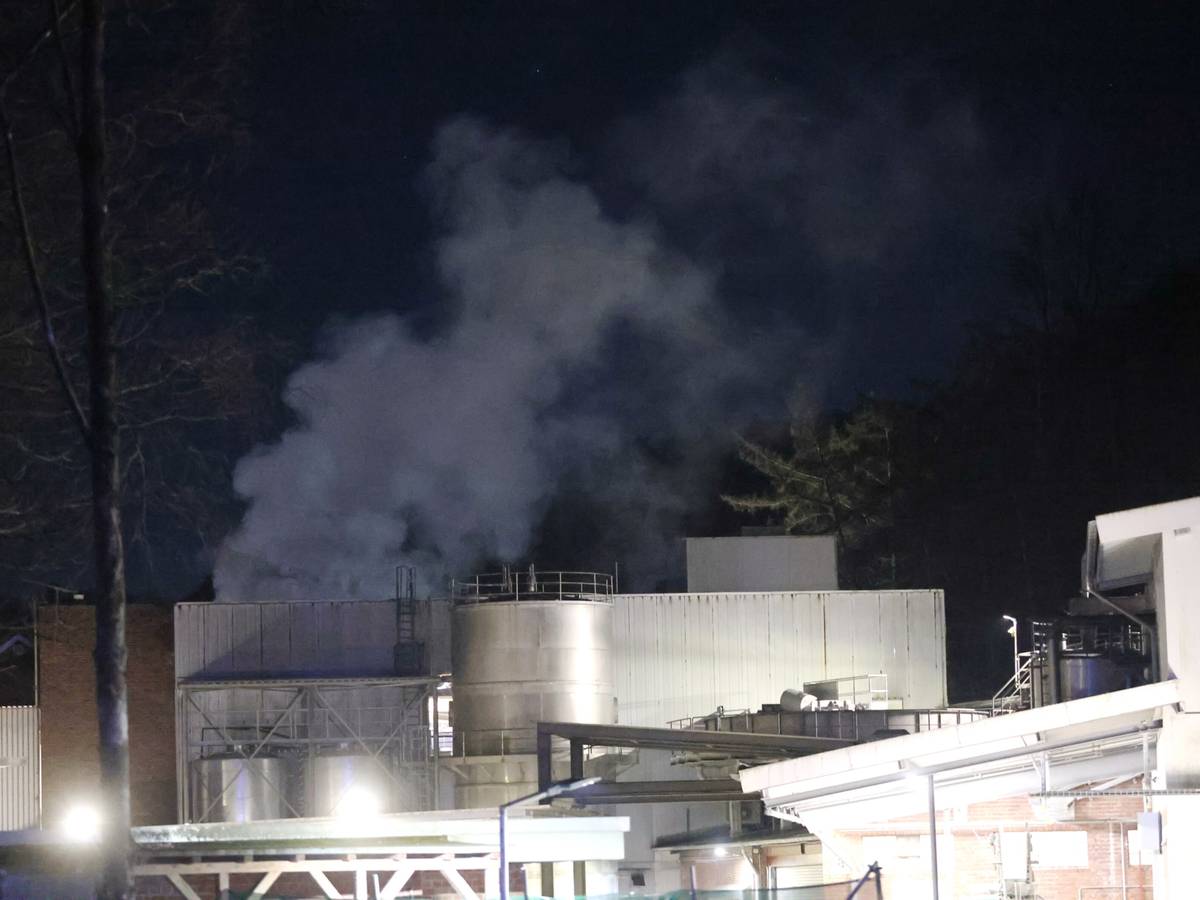 Feuerwehr-Einsatz nach Brand in Lagerhalle