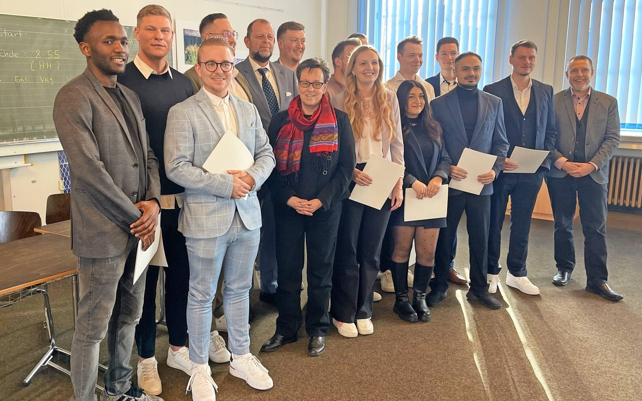  Erfolgreicher Abschied von der Fachschule für Wirtschaft unter dem Dach des Berufskollegs Barmen Europaschule.  