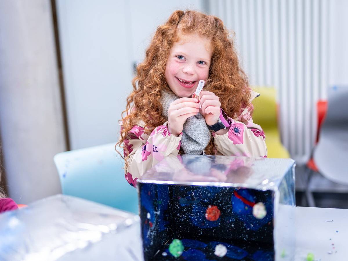 Von Funkenregen bis Exoplanet – Osterferien mit Forschergeist