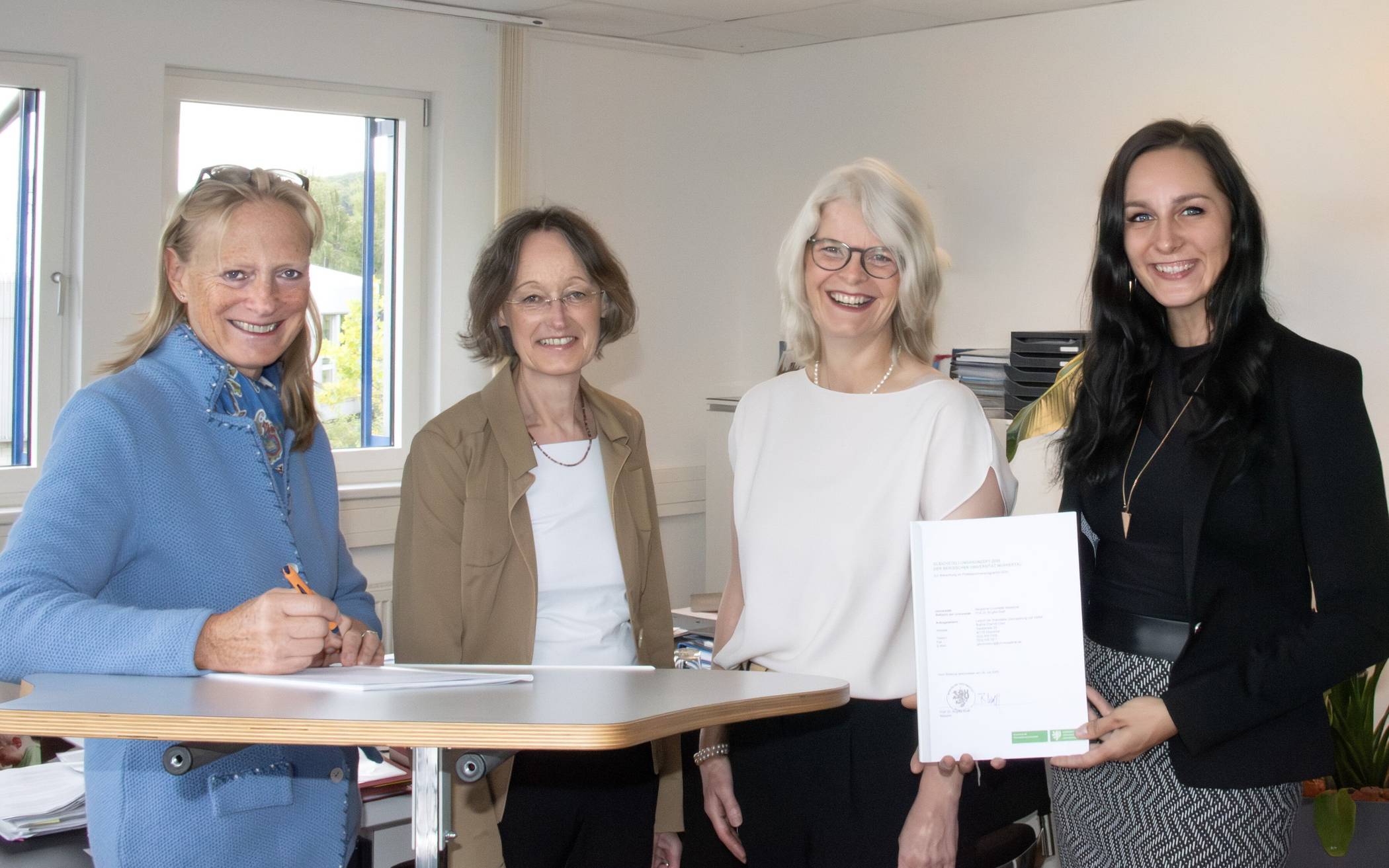 Von li.: Prof. Dr. Birgitta Wolff