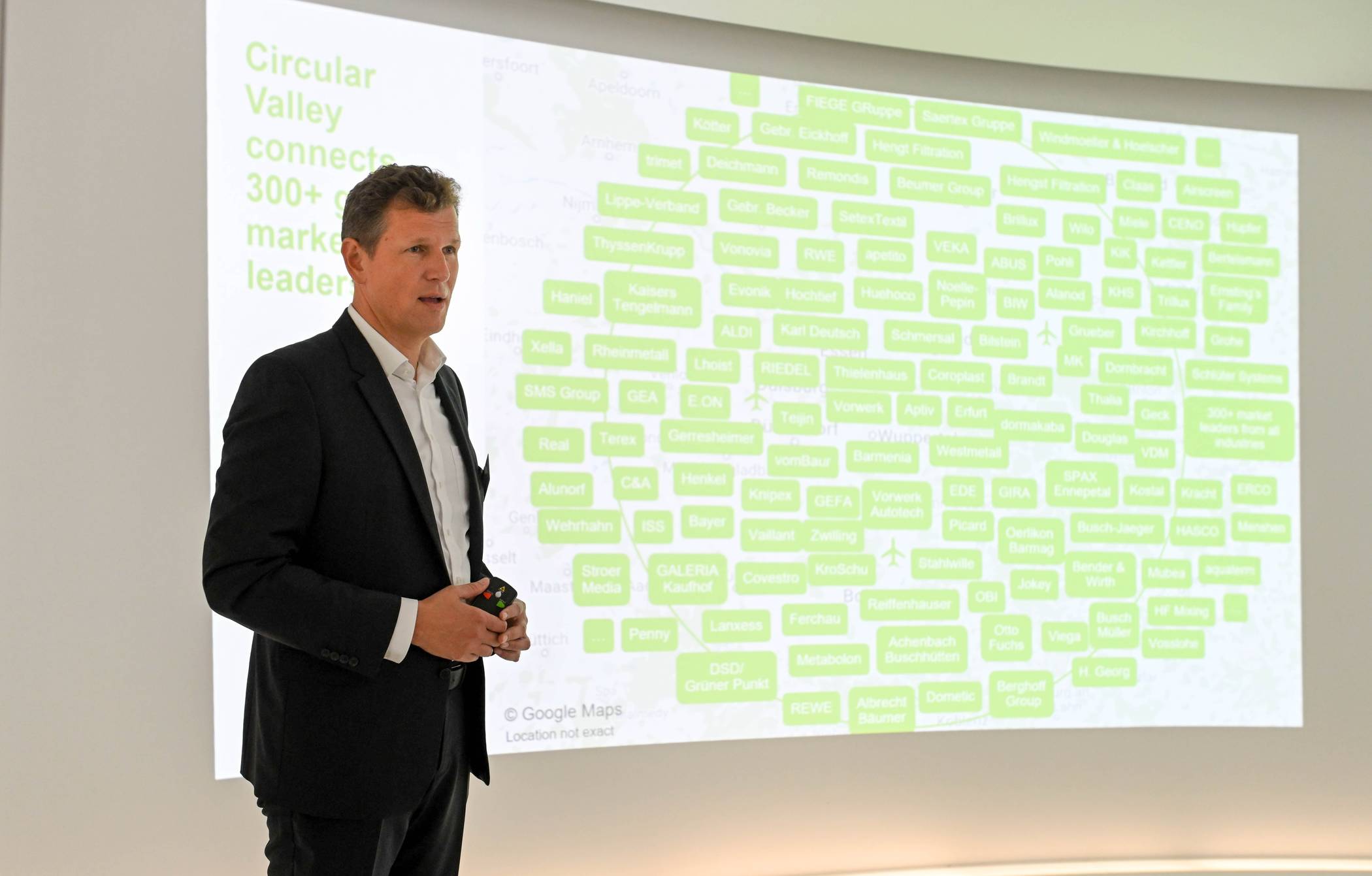 Dr. Carsten Gerhardt.