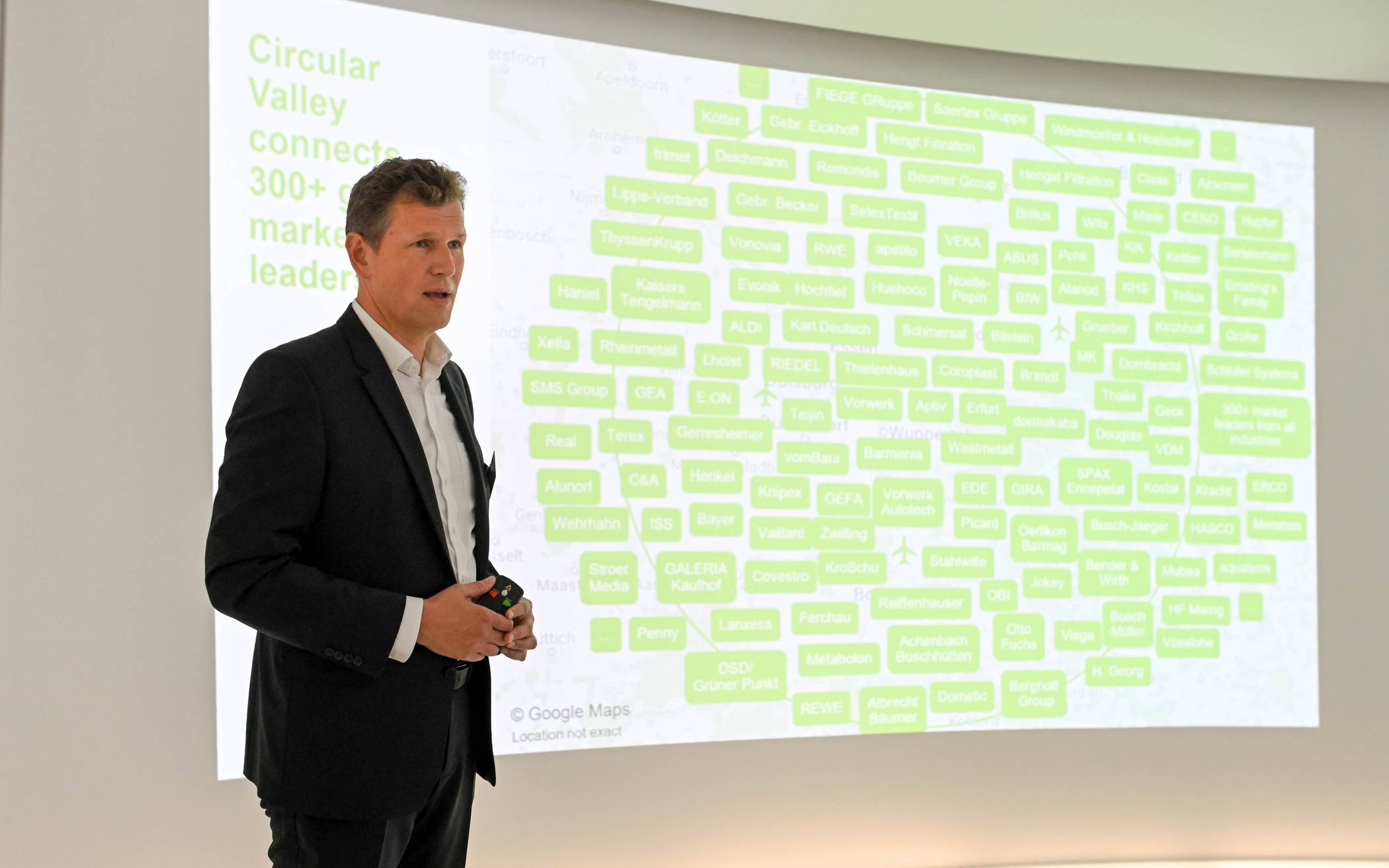 Dr. Carsten Gerhardt.