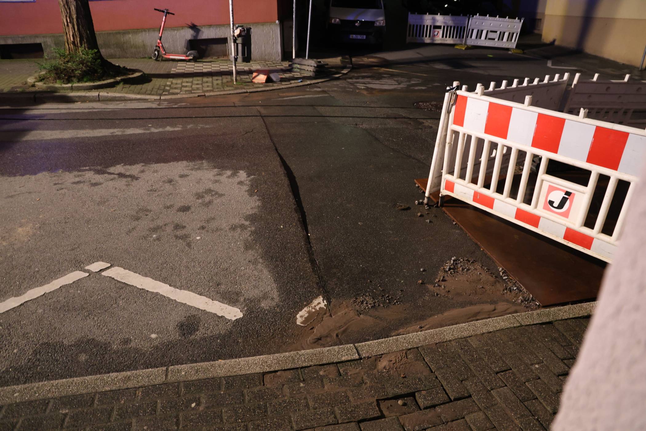  Die Baustelle in der Weststraße. 