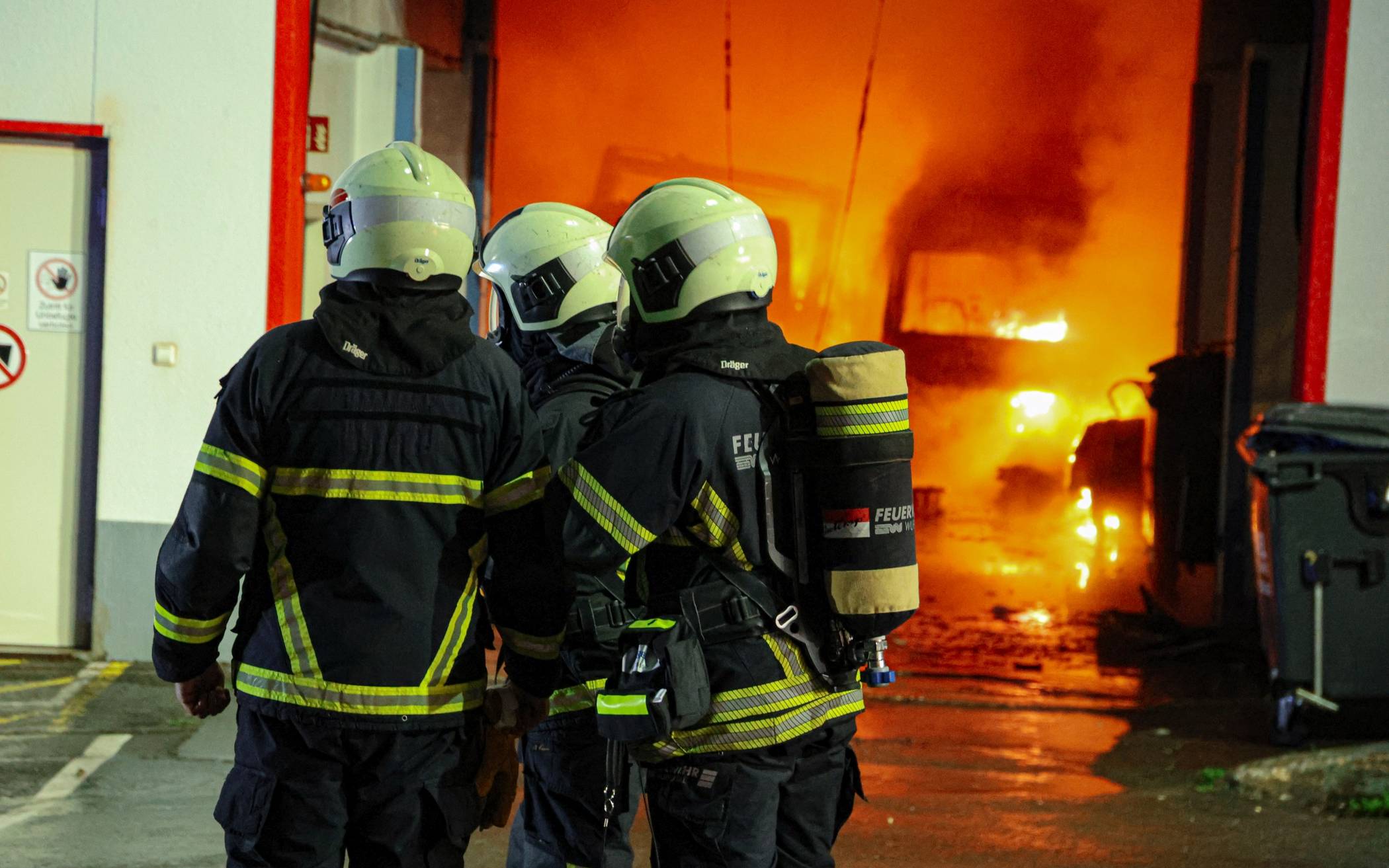 Bilder: Großbrand am Wuppertaler Ostersbaum