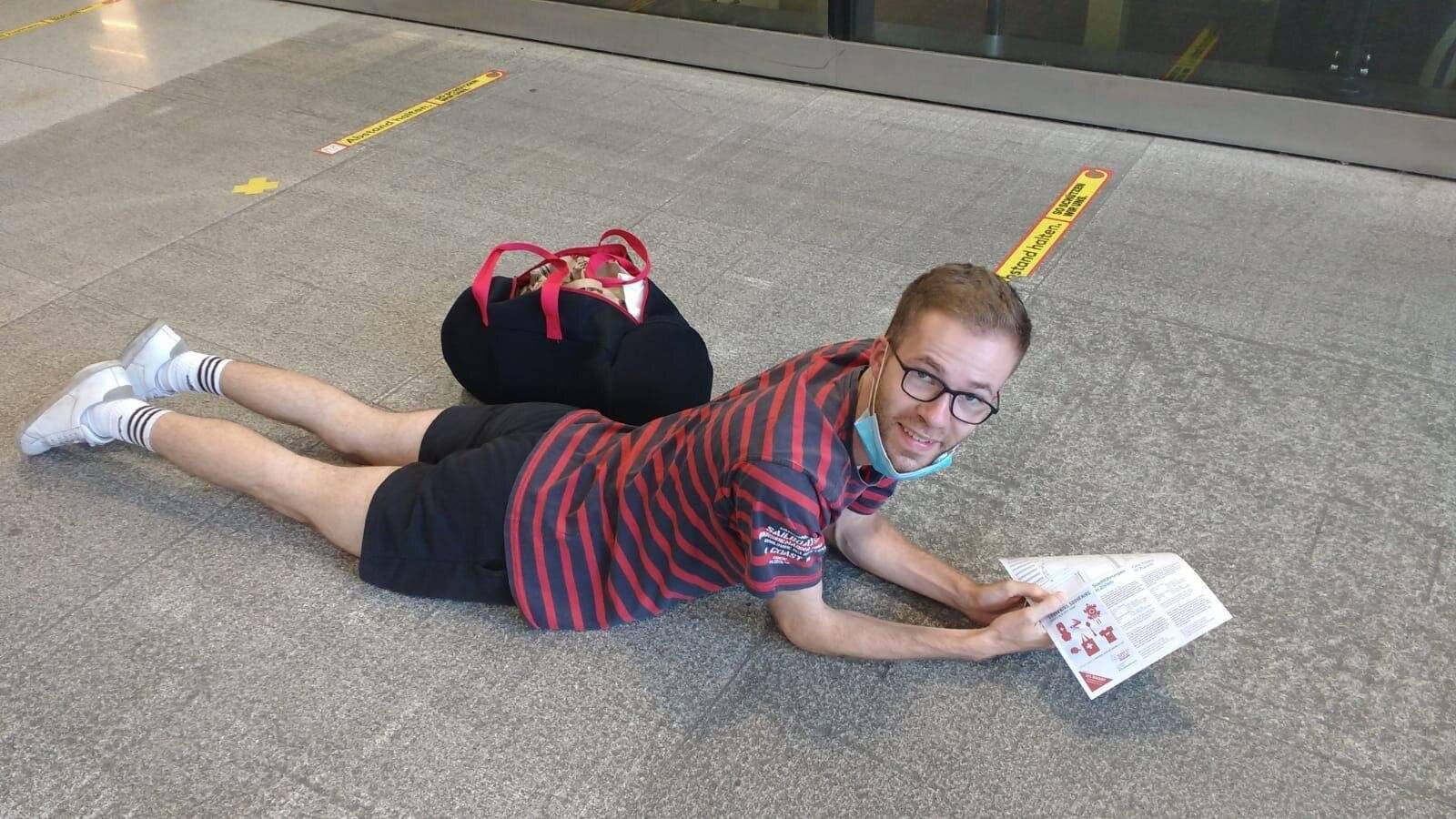  Tomas Cabanis in Zürich am Boden ... 