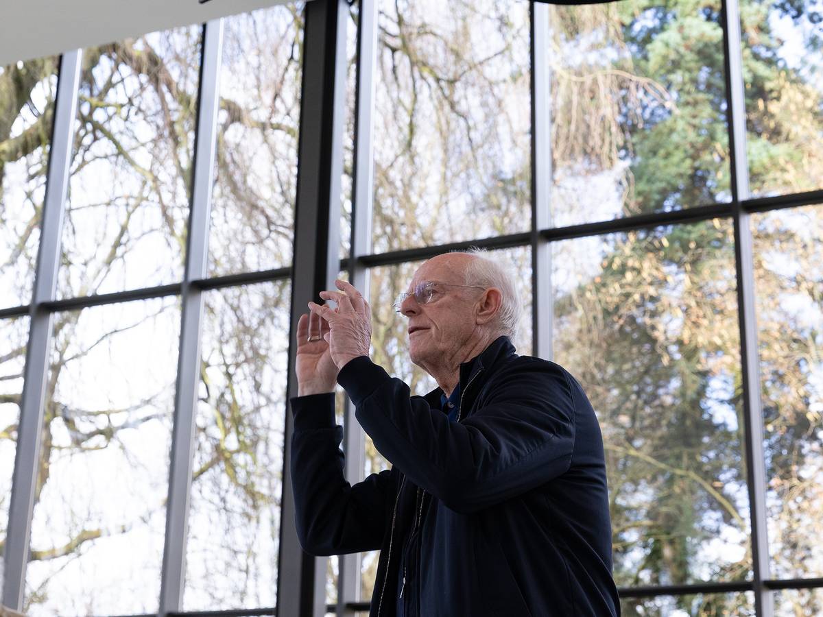 Ein Kopfüber-Klavier ...